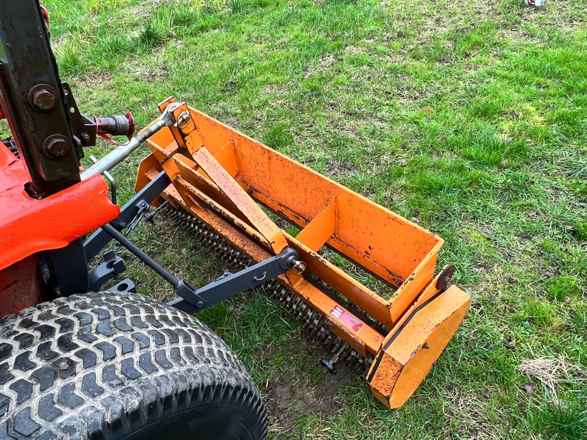 SISIS HTS/4 VARISEEDER, SUITABLE FOR 3 POINT LINKAGE *PLUS VAT*