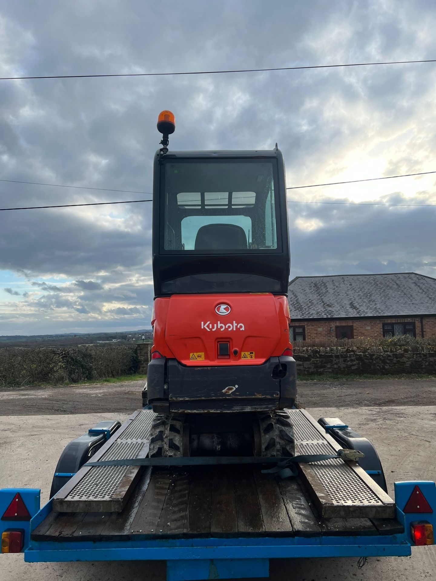 12ft by 6 foot twin axle plant trailer with ramps, Digger not included, Jockey wheel *PLUS VAT* - Image 4 of 5