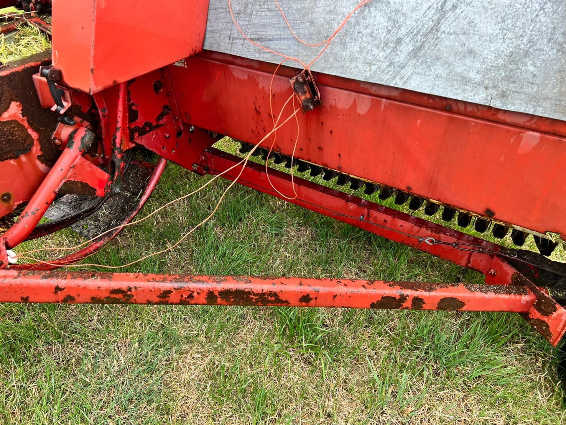 NEW HOLLAND SUPER HAYLINER 276 SQUARE BALER *PLUS VAT* - Image 10 of 14