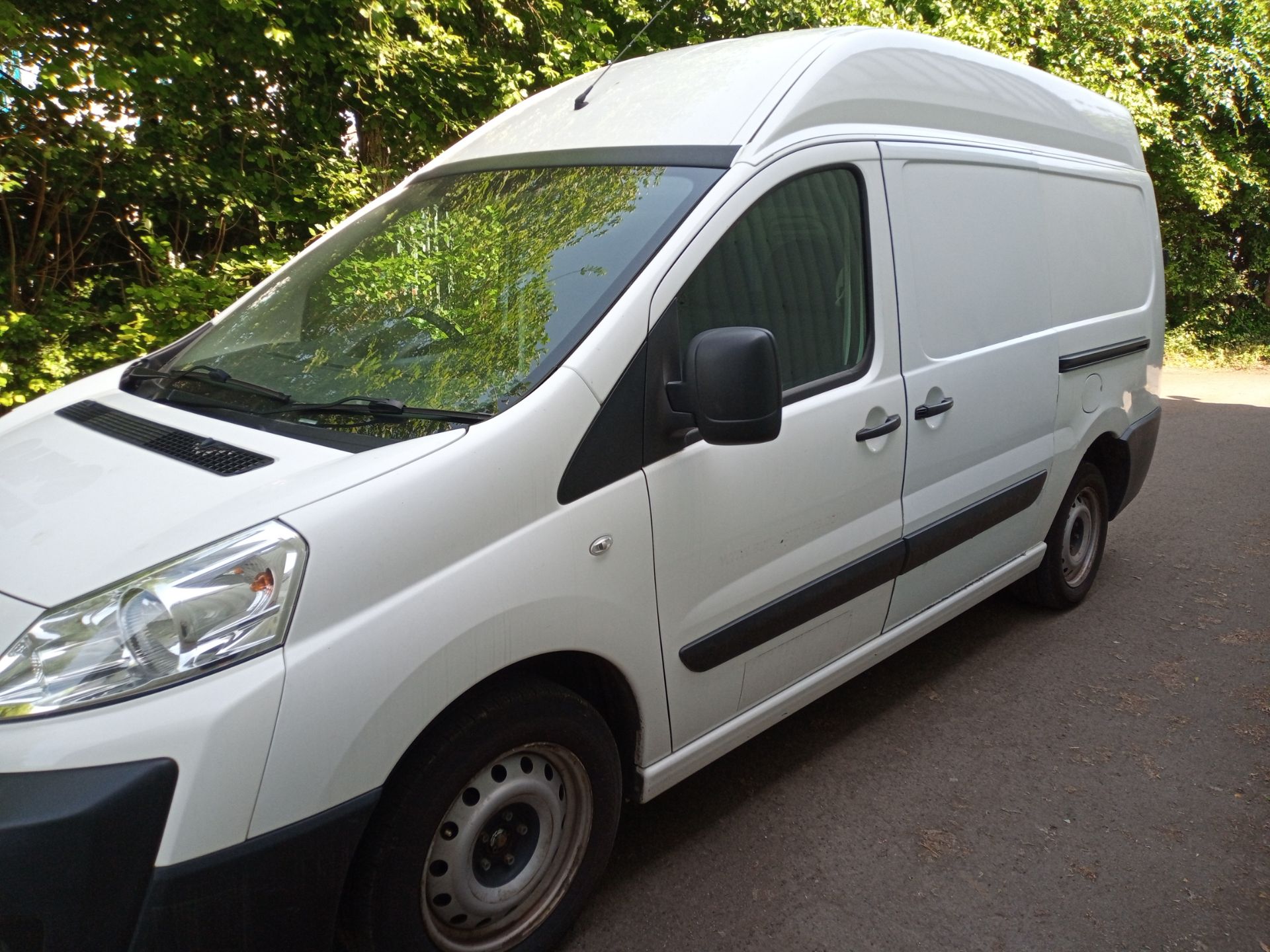 PEUGEOT EXPERT 1200 L2H2 HDI WHITE PANEL VAN *PLUS VAT* - Image 4 of 24