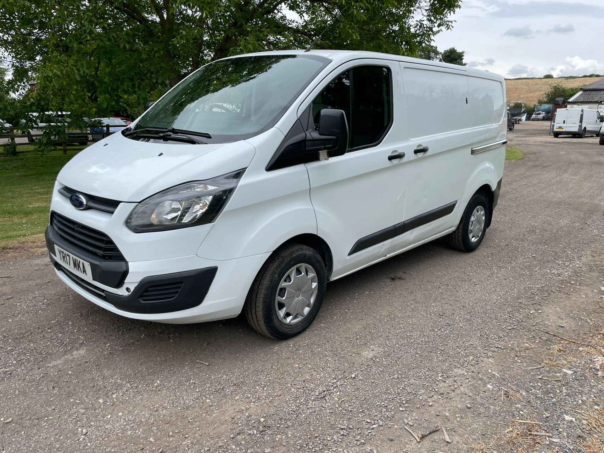 2017 FORD TRANSIT CUSTOM 270 WHITE PANEL VAN *PLUS VAT* - Image 3 of 13