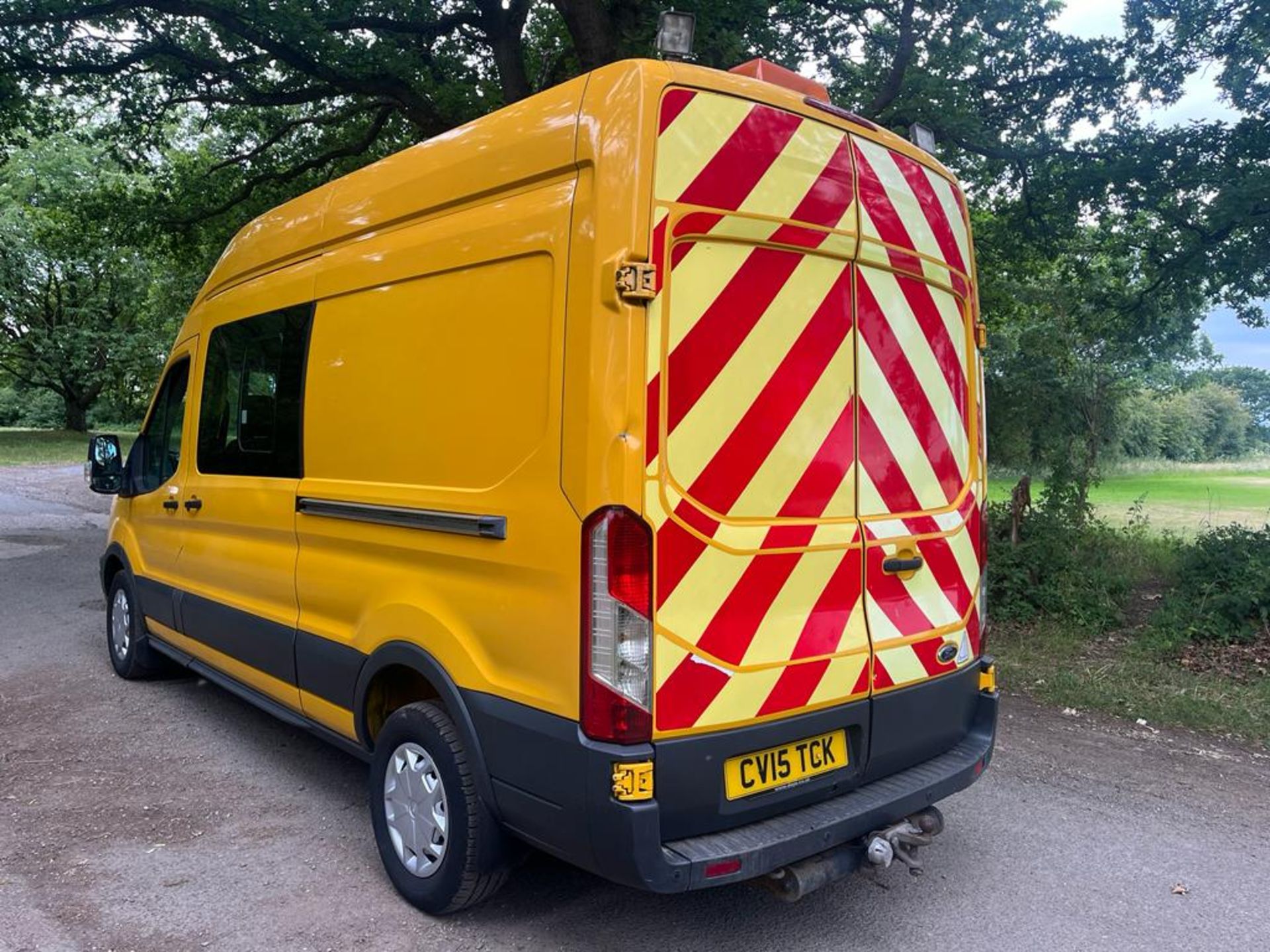 2015 FORD TRANSIT 350 YELLOW PANEL VAN *PLUS VAT* - Image 7 of 12