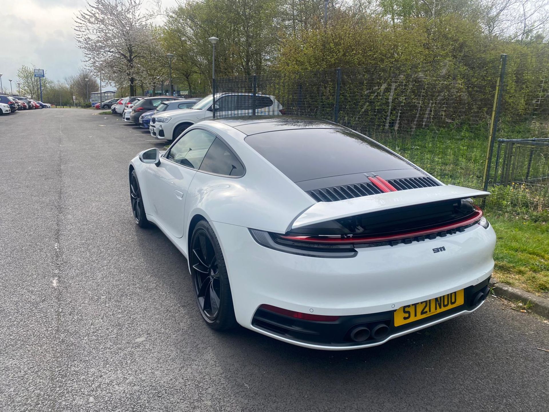 2021 PORSCHE 911 CARRERA AUTO WHITE COUPE, 10K MILES *PLUS VAT* - Image 4 of 12