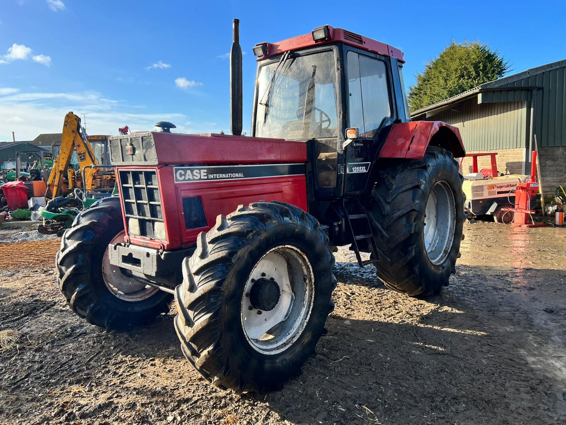 CASE INTERNATIONAL 1225XL 125hp 4WD TRACTOR, RUNS AND DRIVES, REAR HYDRAULIC *PLUS VAT* - Image 3 of 17