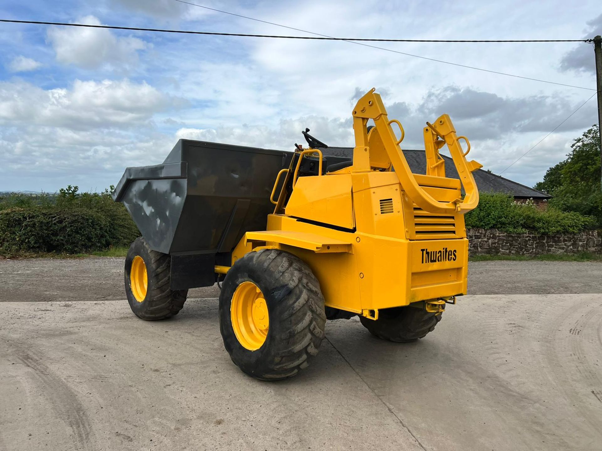 Thwaites 9 Tonne 4WD Dumper *PLUS VAT* - Image 6 of 12