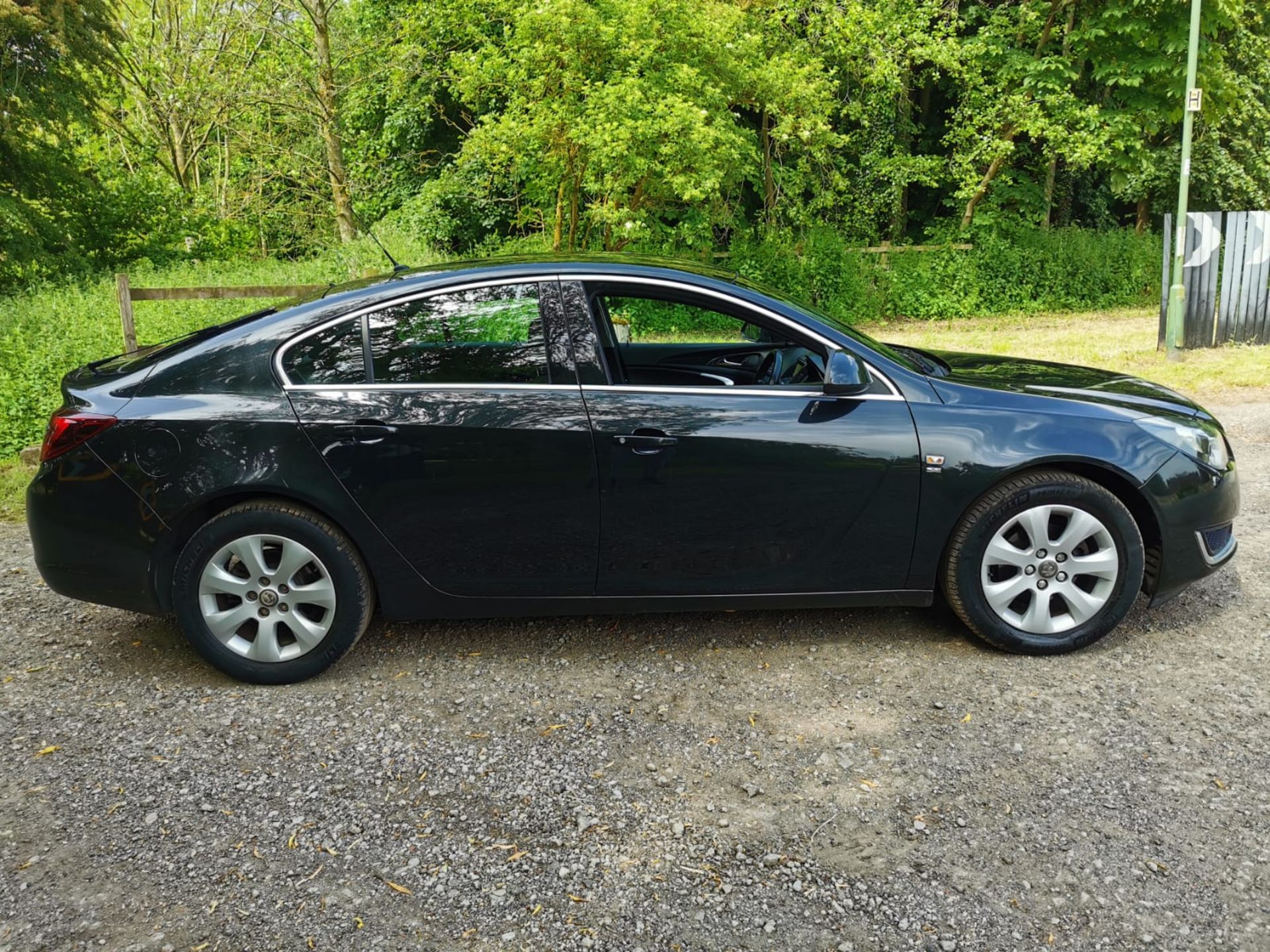 2015/65 VAUXHALL INSIGNIA SE CDTI ECOFLEX S/S BLACK HATCHBACK, 87K MILES *NO VAT* - Image 8 of 26