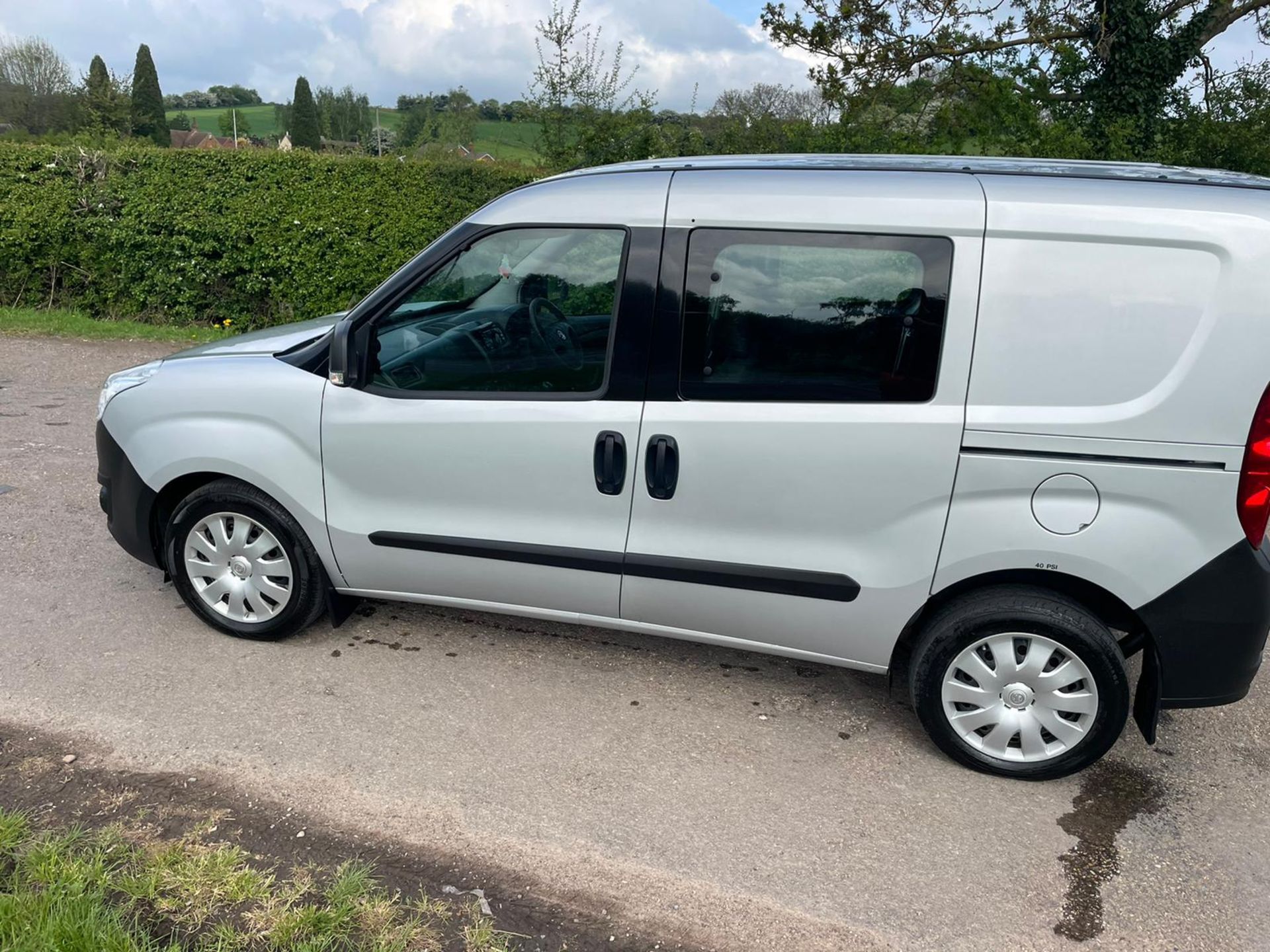 VAUXHALL COMBO 2300 CDTI ECOFLEX S/S, Crew cab *NO VAT* - Image 6 of 27