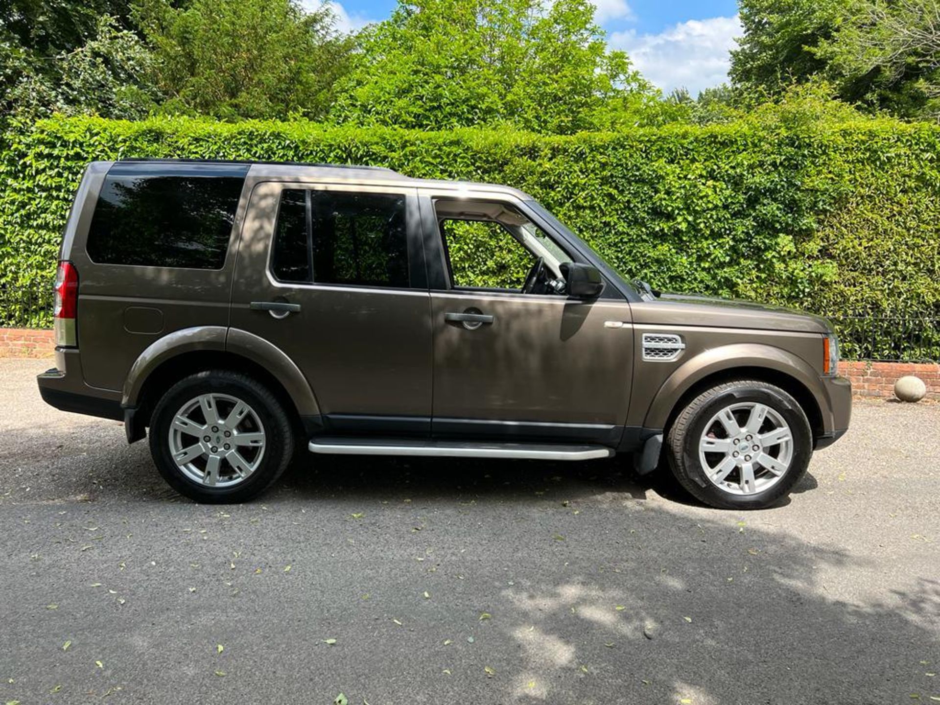 2012/62 LAND ROVER DISCOVERY SDV6 AUTO 255 3.0 TDV6 *NO VAT* - Image 4 of 23