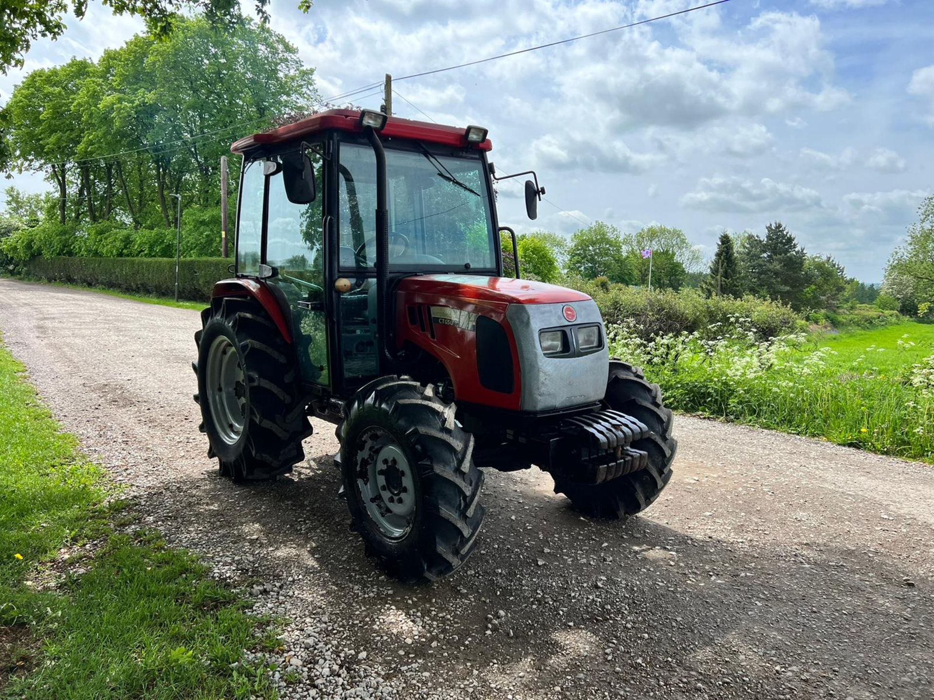 McCormick CT65U 65HP 4WD Tractor - 58 Plate, Nice Cab - Ripped Seat, Great Set Of Tyres "PLUS VAT " - Image 3 of 24