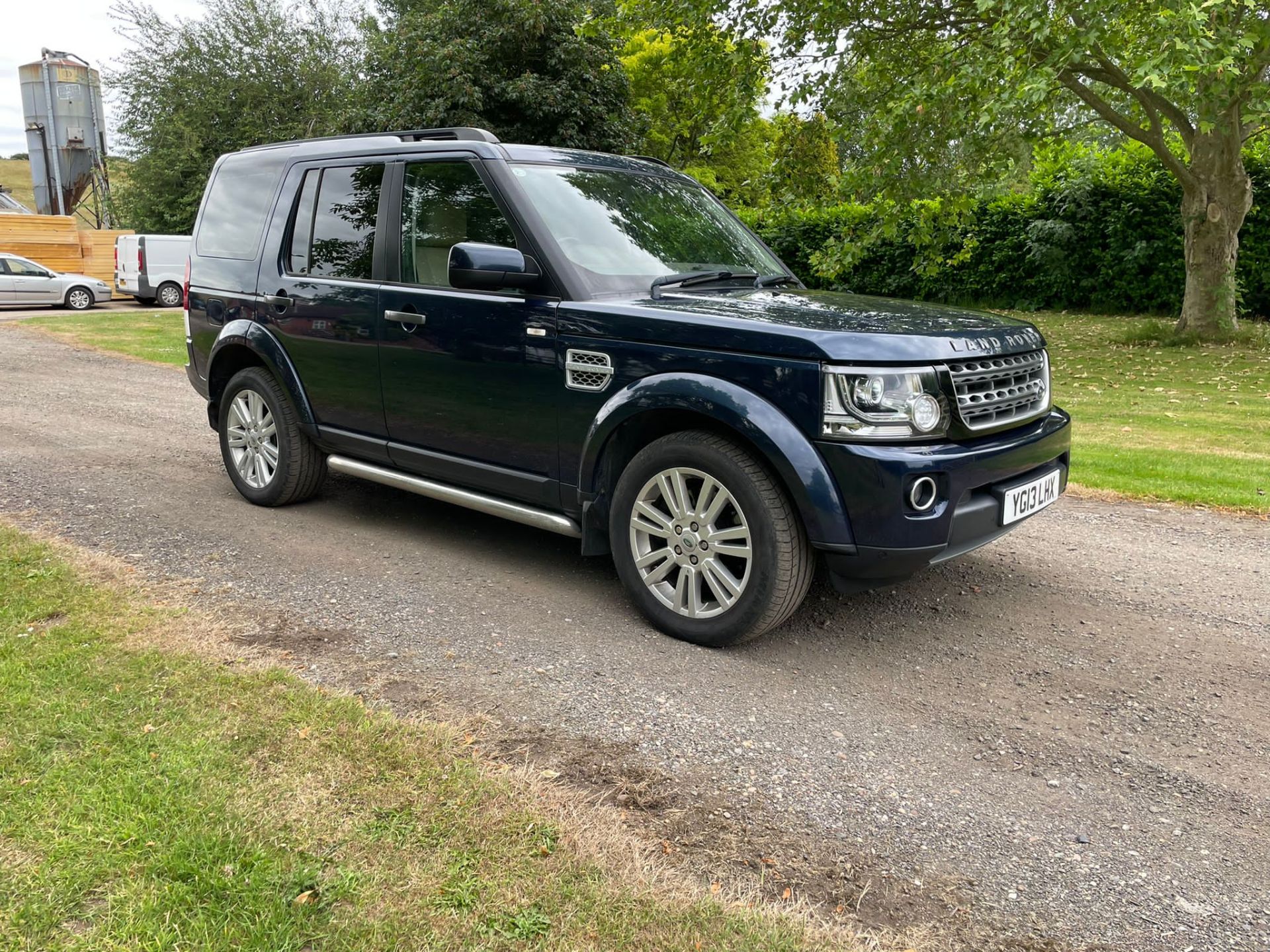 2013 LAND ROVER DISCOVERY GS SDV6 AUTO BLUE ESTATE *NO VAT* - Image 3 of 15