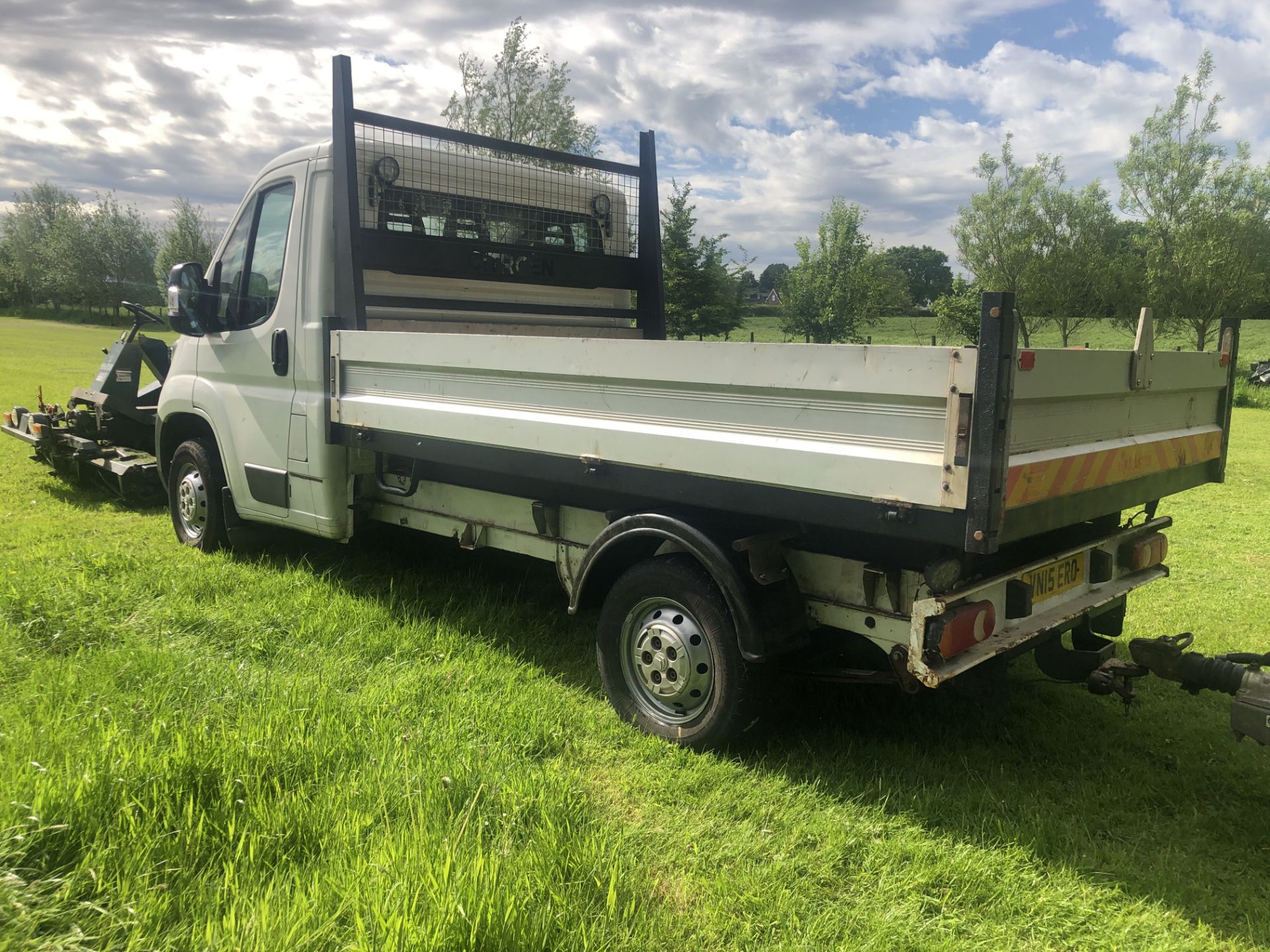 2015 CITROEN RELAY 35 L2 HDI WHITE TIPPER, EXTRA REVERSING LIGHTS *PLUS VAT* - Image 5 of 5