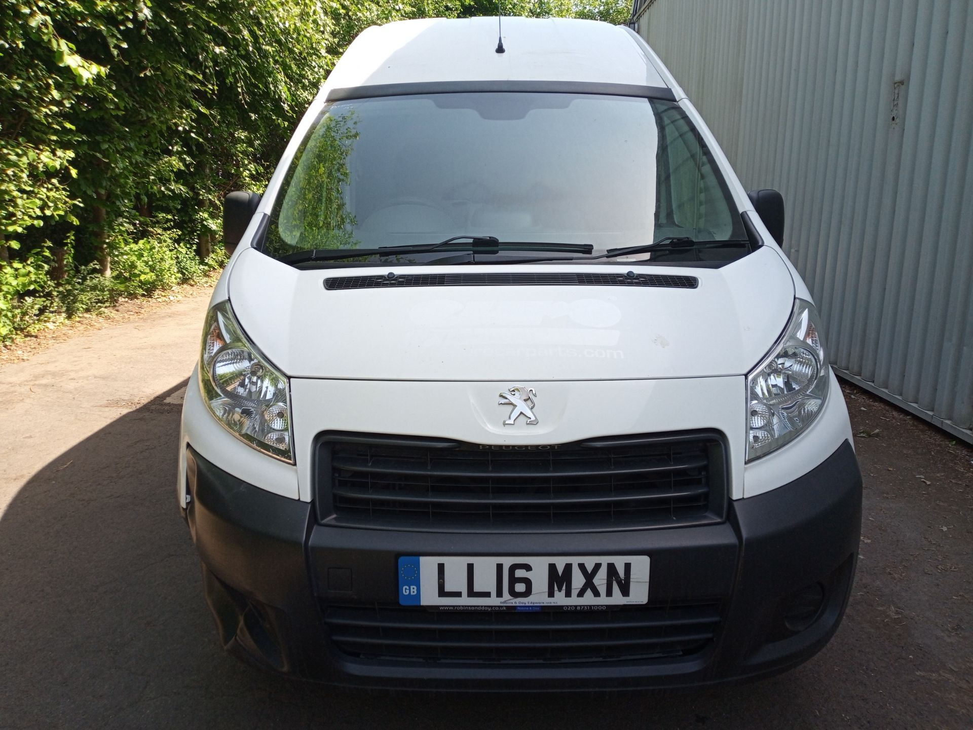 PEUGEOT EXPERT 1200 L2H2 HDI WHITE PANEL VAN *PLUS VAT* - Image 2 of 24