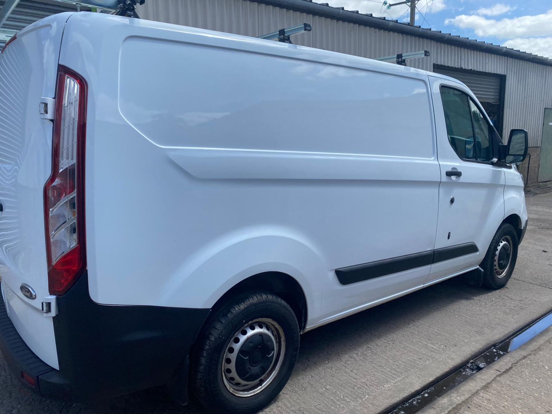 2019 FORD TRANSIT CUSTOM 300 BASE WHITE PANEL VAN *PLUS VAT* - Image 3 of 4