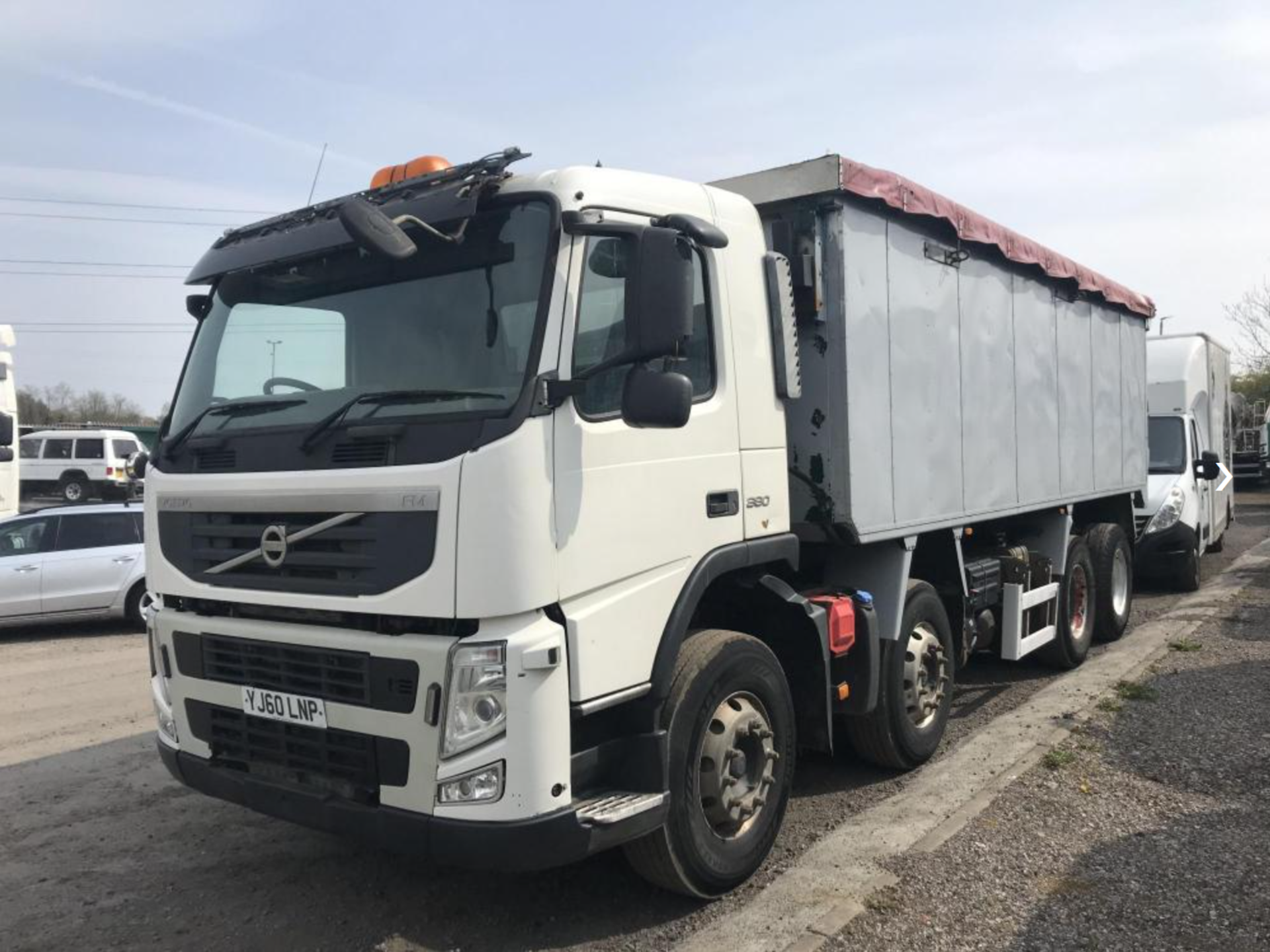 2011/60 PLATE VOLVO FM 360 8x4 ALLOY TIPPER I SHIFT GEARBOX, GOOD RUNNER AND DRIVER *PLUS VAT* - Image 2 of 17