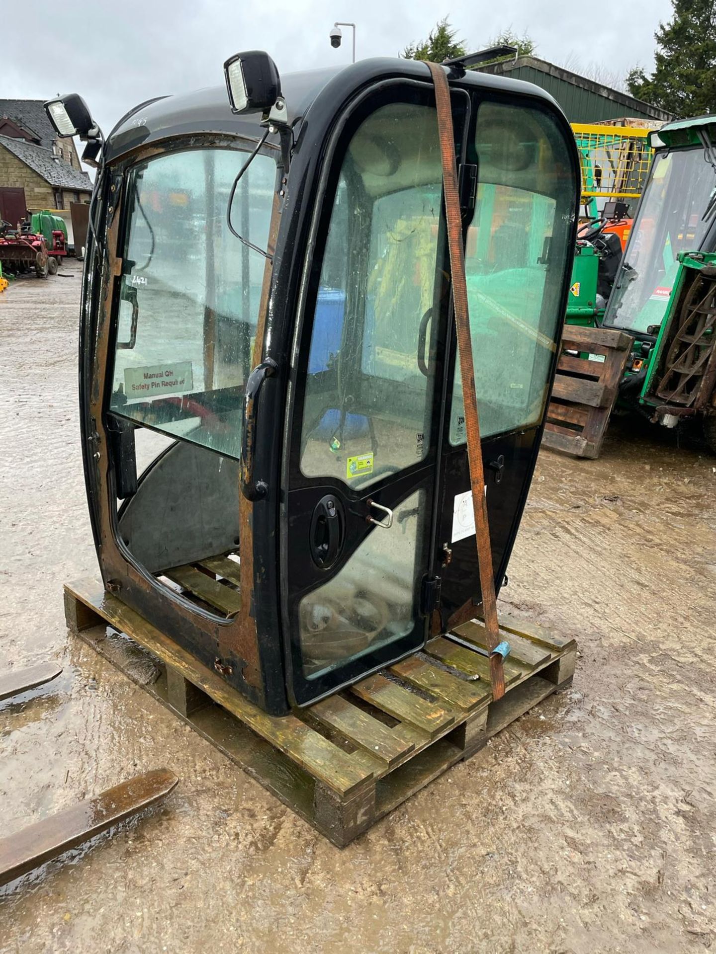 JCB Cab, Suitable For 8025/8030/8035 Models, Door Is Included, Loading Is No Issue *PLUS VAT* - Image 2 of 5