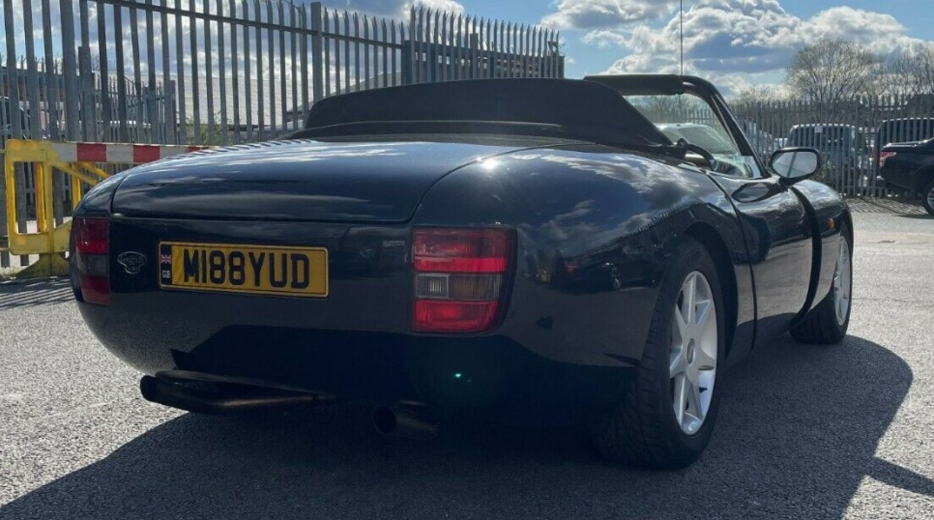 TVR GRIFFITH 500, 1995 M REG IN MOONRAKER BLACK *NO VAT* - Image 16 of 26