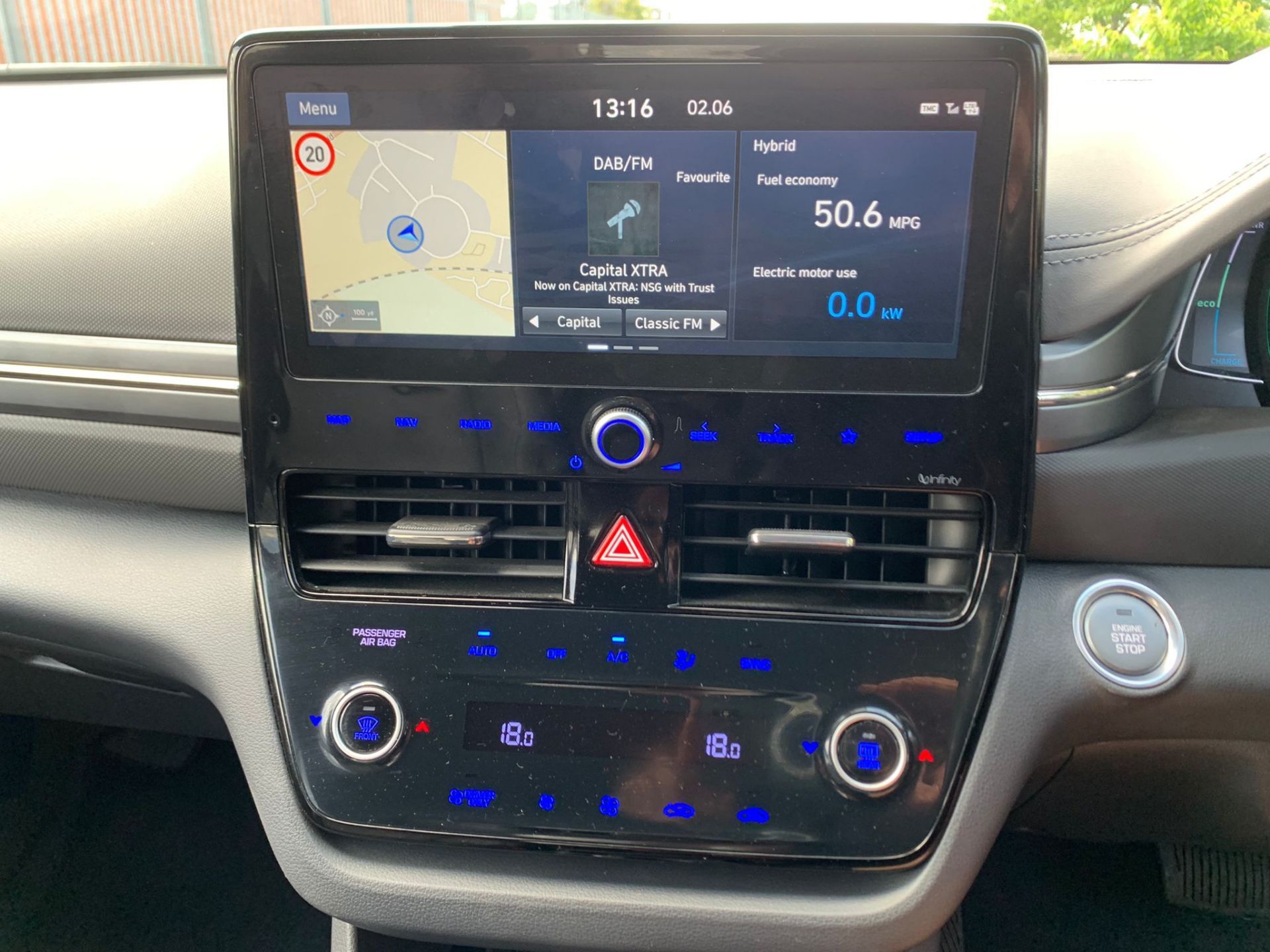 2019/69 HYUNDAI IONIQ PREMIUM SE HEV SEMI AUTO BLUE HATCHBACK, 9535 MILES *NO VAT* - Image 21 of 25