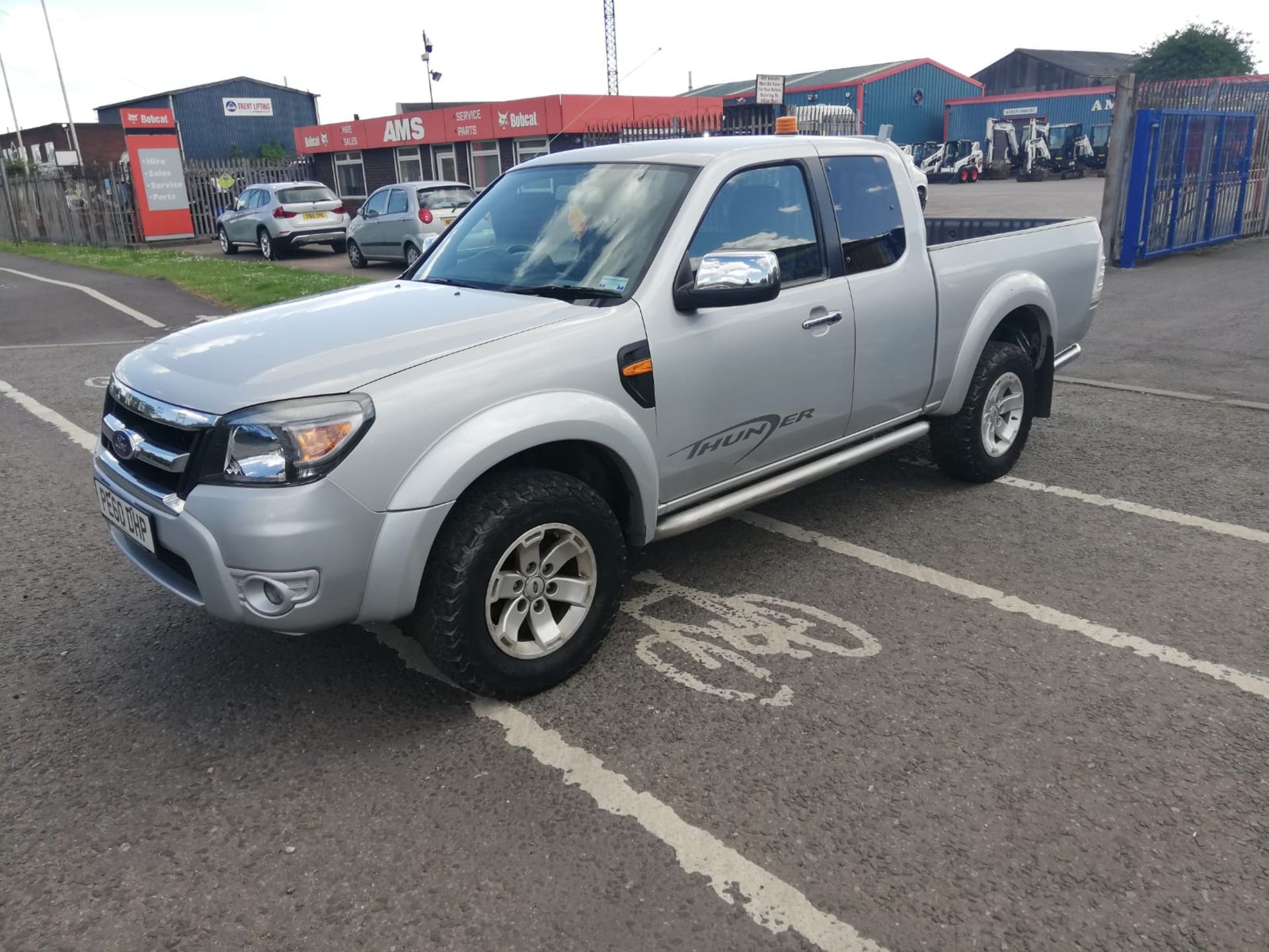 2010 60 FORD RANGER THUNDER 4X4 TDCI SILVER PICK UP, 93k miles, super cab, leather seats *PLUS VAT* - Image 4 of 9