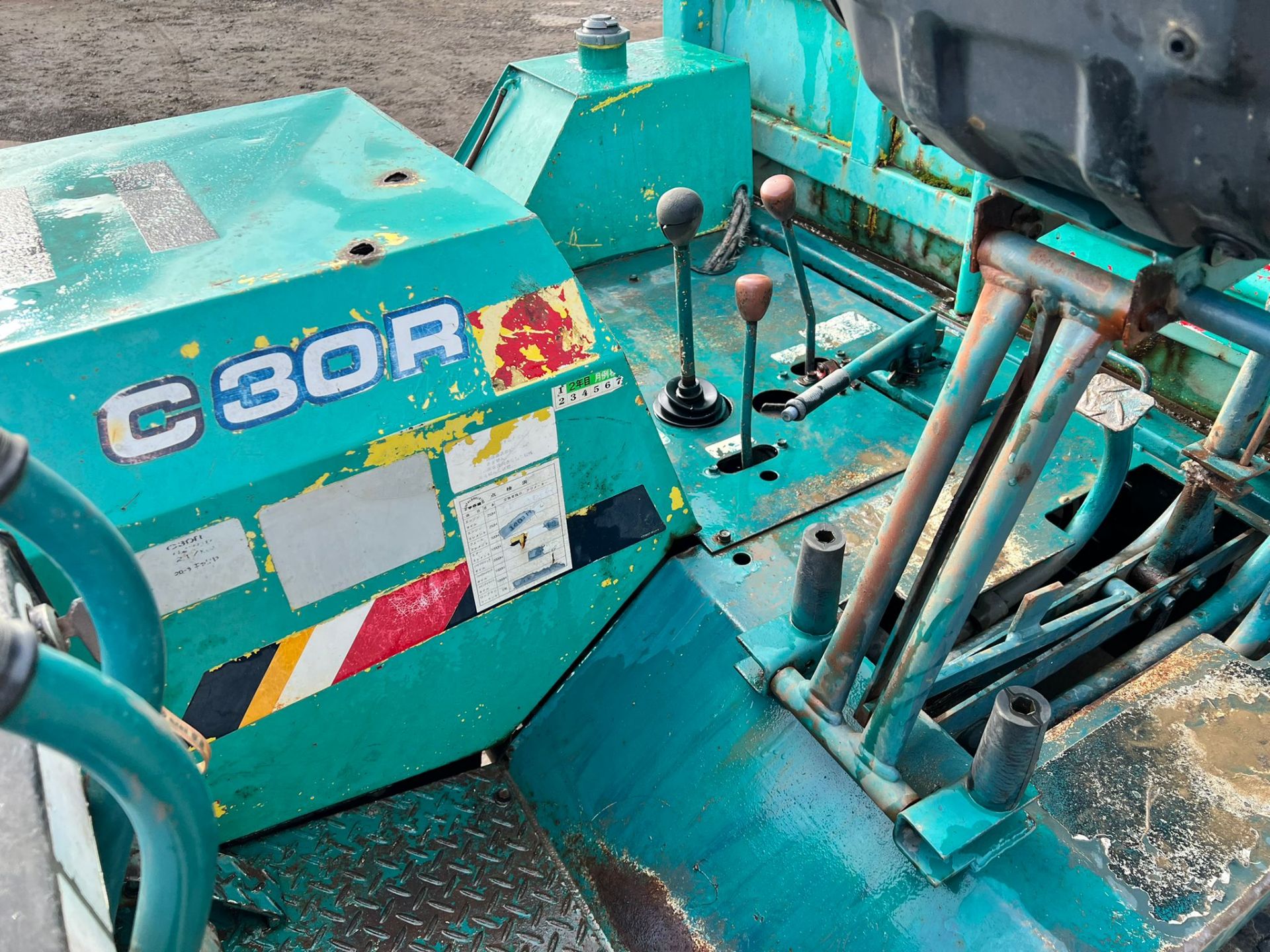 YANMAR C30R 3 TON TRACKED DUMPER, RUNS DRIVES AND TIPS, SHOWING A LOW 1587 HOURS *PLUS VAT* - Image 20 of 20