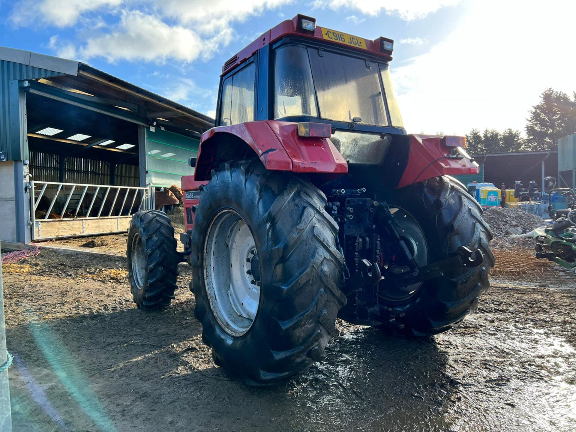 CASE INTERNATIONAL 1225XL 125hp 4WD TRACTOR, RUNS AND DRIVES, REAR HYDRAULIC *PLUS VAT* - Image 4 of 17