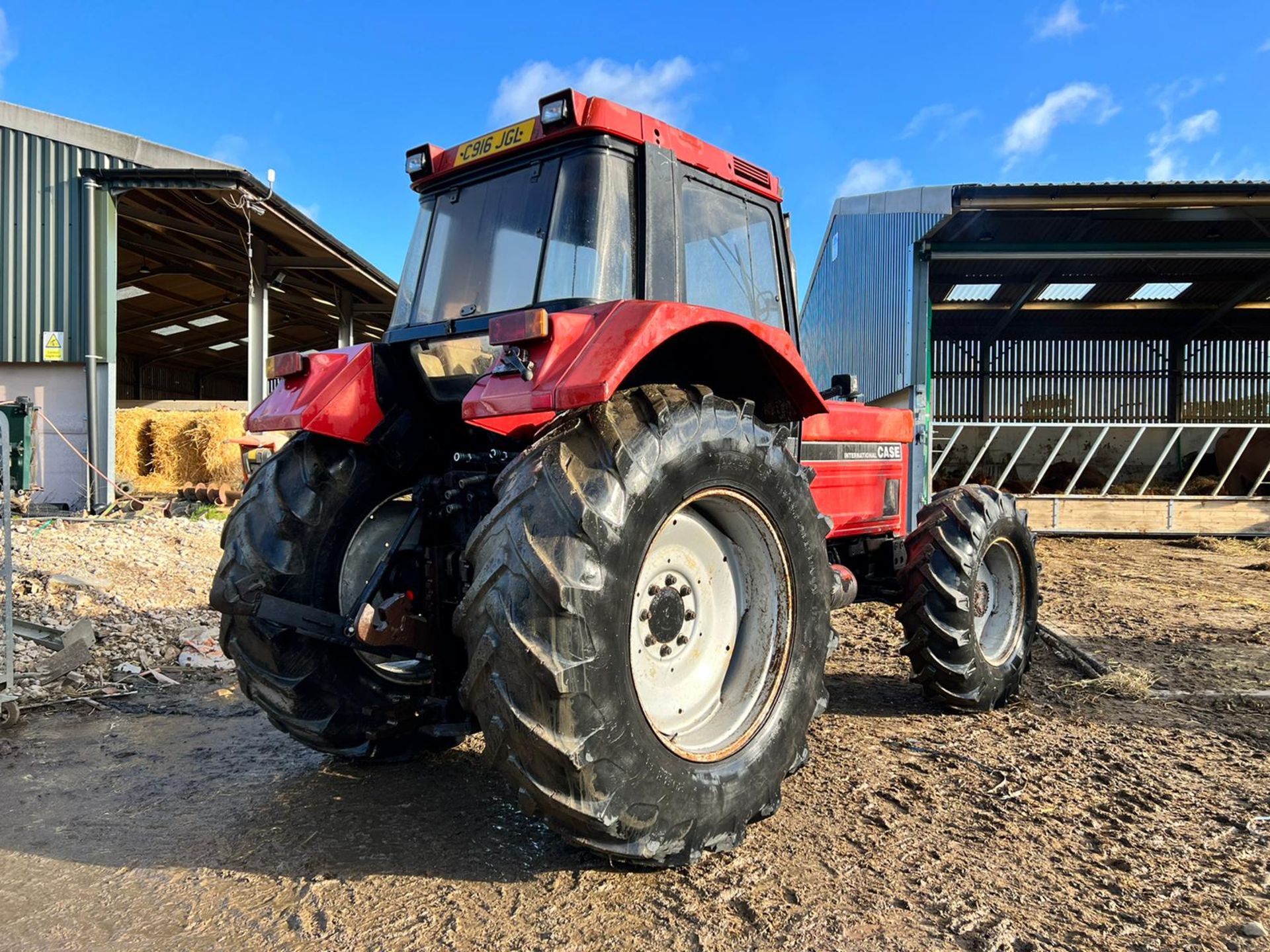 CASE INTERNATIONAL 1225XL 125hp 4WD TRACTOR, RUNS AND DRIVES, REAR HYDRAULIC *PLUS VAT* - Image 5 of 17