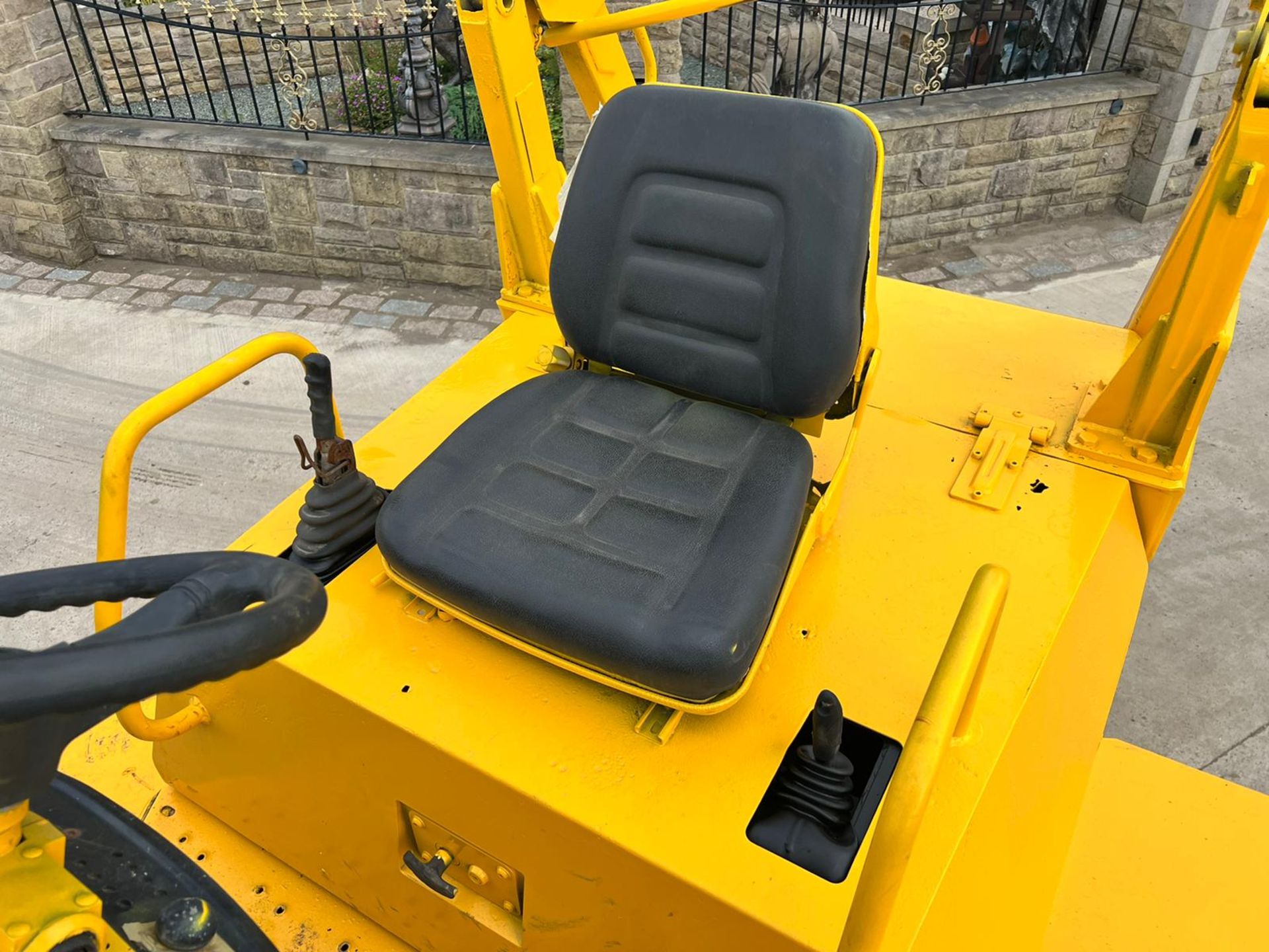 Thwaites 9 Tonne 4WD Dumper *PLUS VAT* - Image 12 of 12