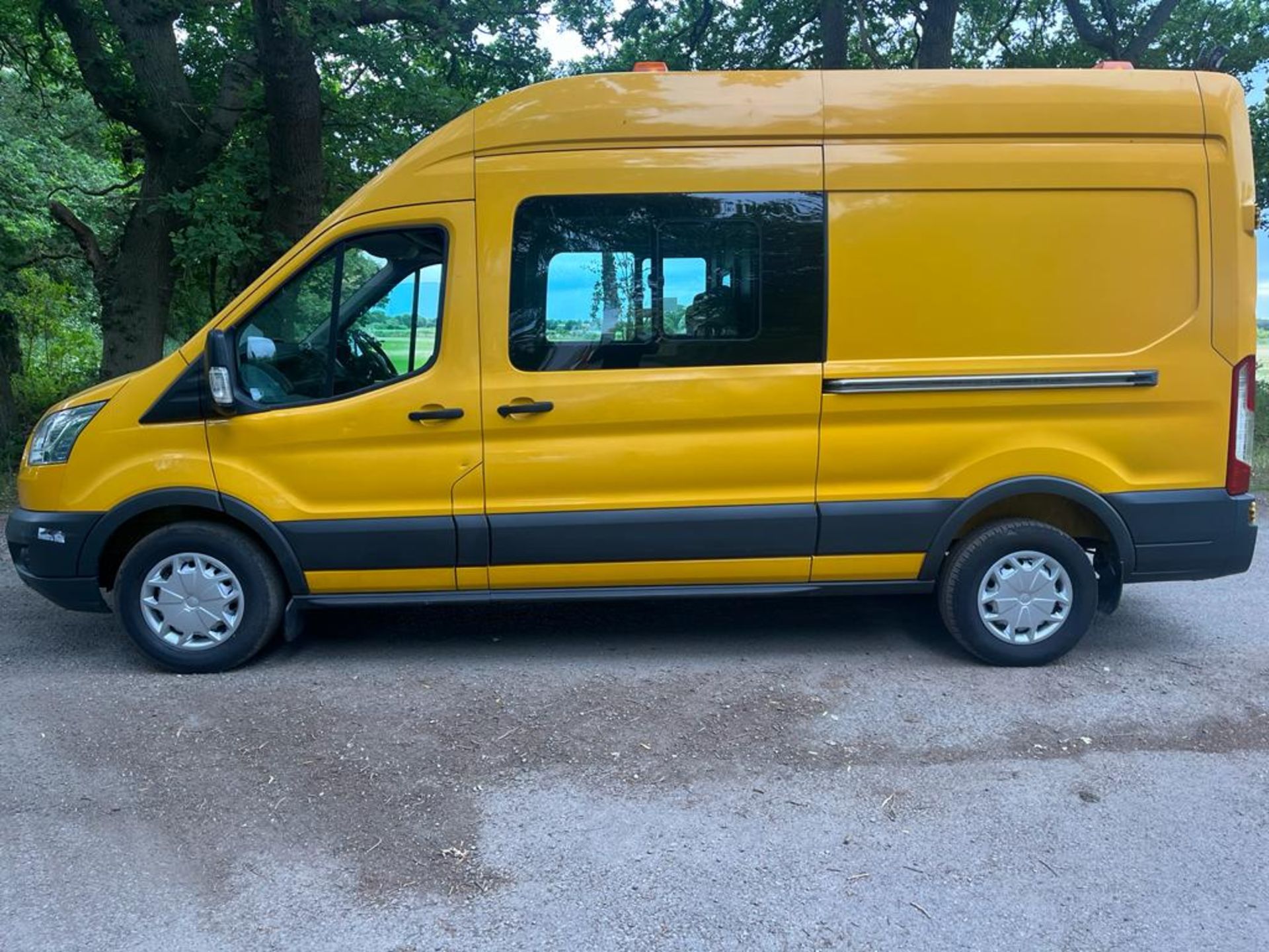 2015 FORD TRANSIT 350 YELLOW PANEL VAN *PLUS VAT* - Image 8 of 12