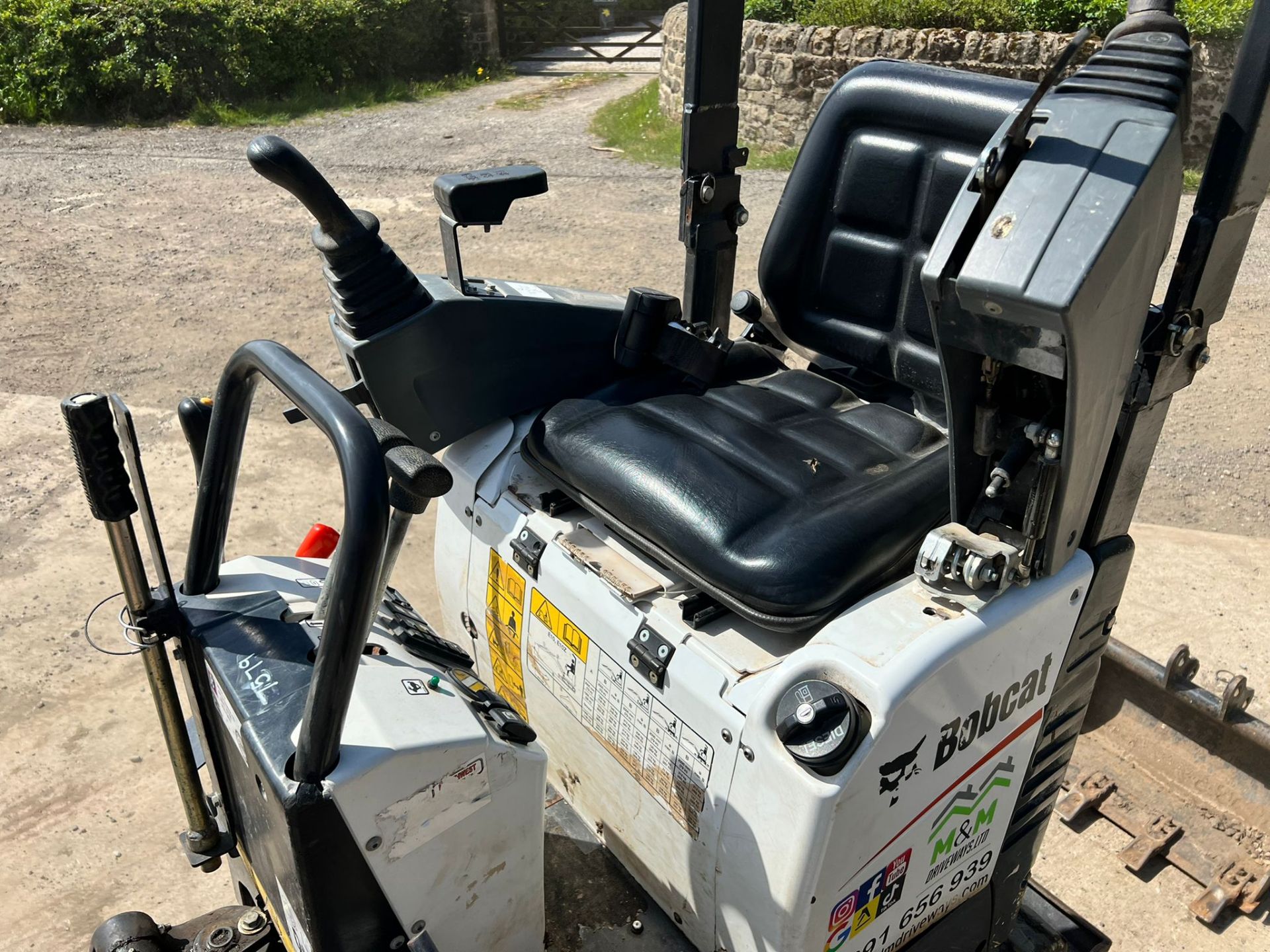 2020 Bobcat E10Z 1 Ton Mini Digger, Showing A Low 1127 Hours!X2 Buckets, Rubber Tracks "PLUS VAT" - Image 16 of 36