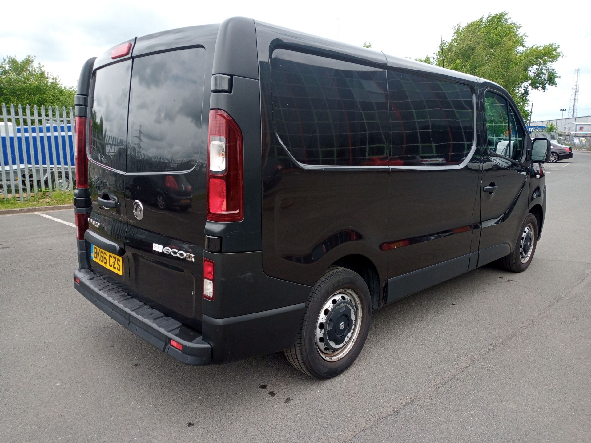 2016/66 VAUXHALL VIVARO 2700 CDTI ECOFLEX S/S BLACK PANEL VAN, LOTS OF HISTORY *PLUS VAT* - Image 7 of 15