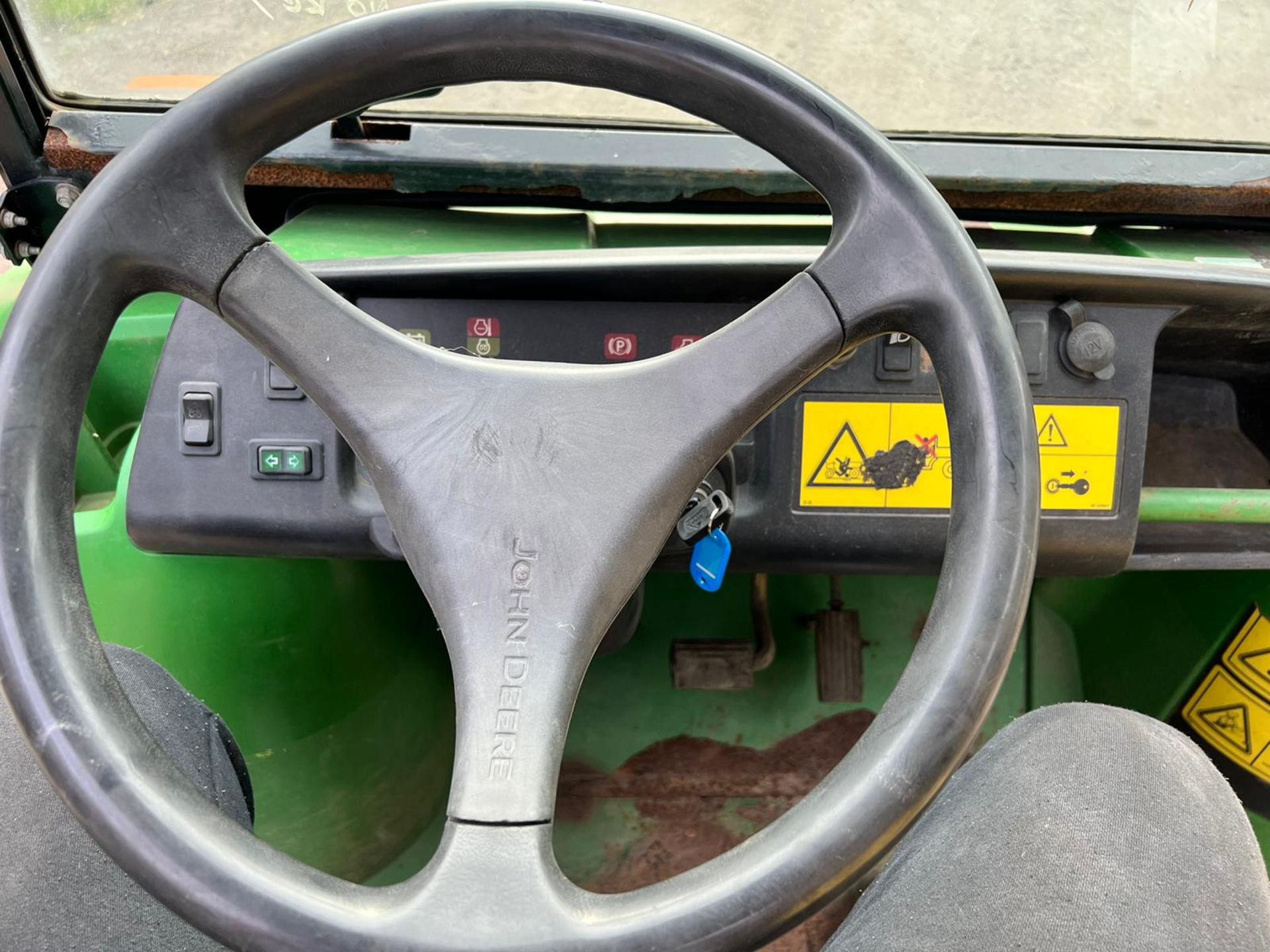 2009/59 JOHN DEERE TH6x4 DIESEL GATOR, SHOWING A LOW 1747 HOURS *PLUS VAT* - Image 13 of 15