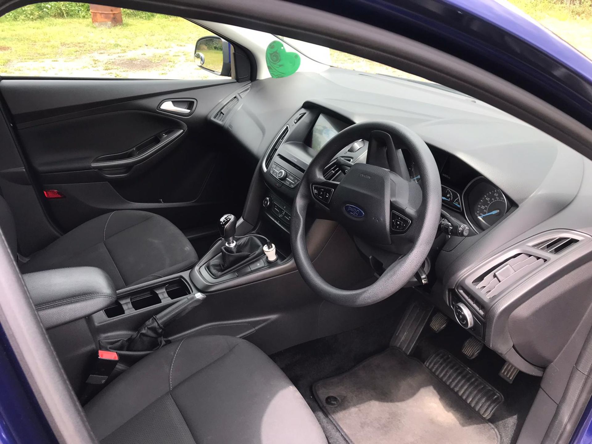 2017 FORD FOCUS STYLE TDCI BLUE HATCHBACK *NO VAT* - Image 12 of 22