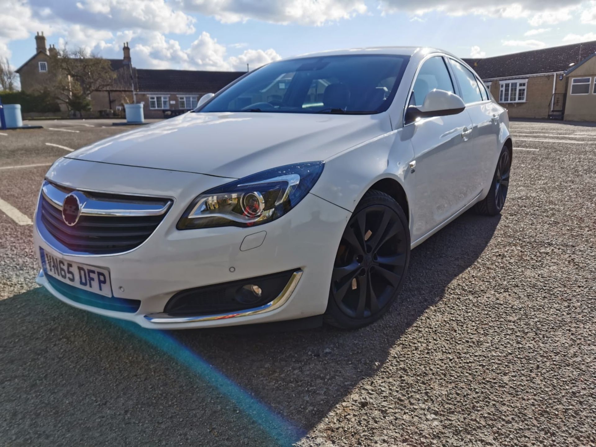 2015 VAUXHALL INSIGNIA ELITE NAV CDTI AUTO WHITE HATCHBACK, 149,530 MILES *NO VAT* - Image 3 of 29