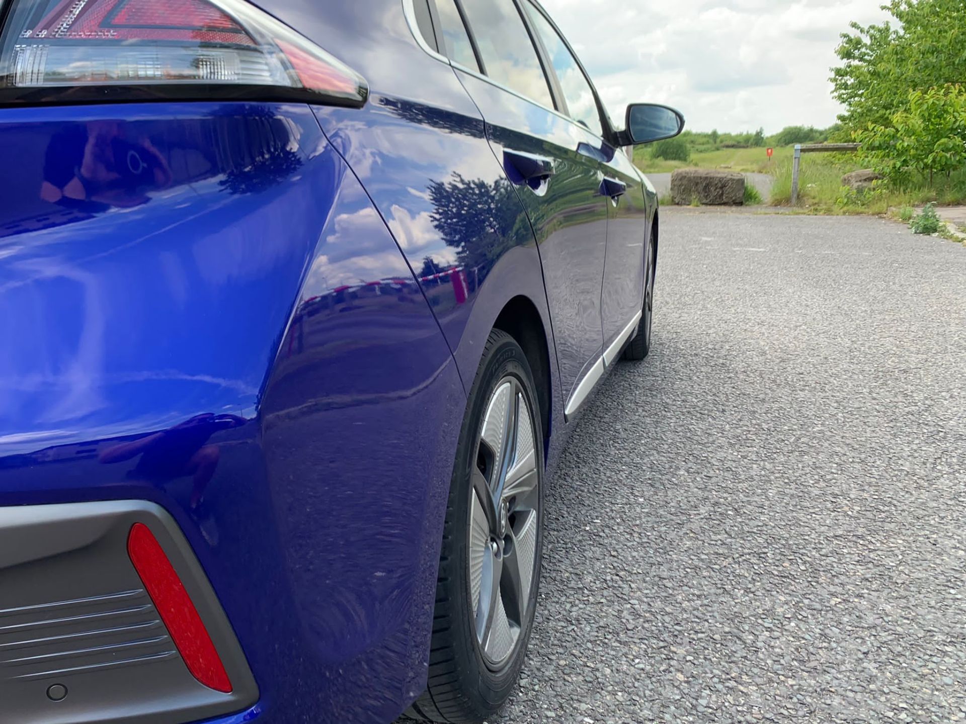 2019/69 HYUNDAI IONIQ PREMIUM SE HEV SEMI AUTO BLUE HATCHBACK, 9535 MILES *NO VAT* - Image 11 of 25