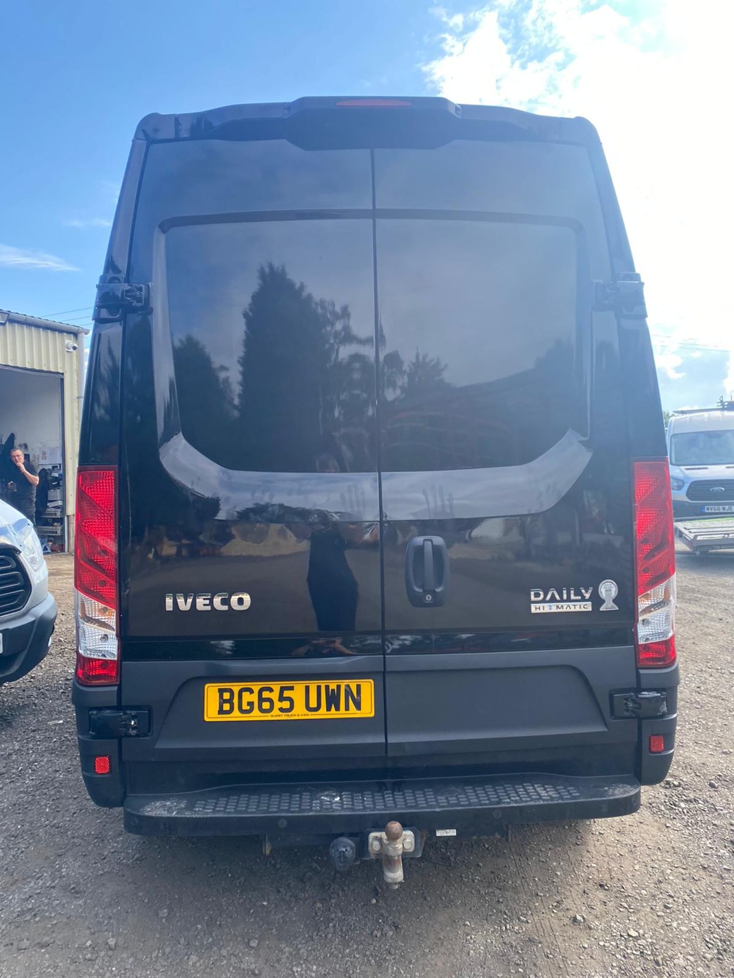 2015/65 IVECO DAILY 35S17 MWB BLACK PANEL VAN *PLUS VAT* - Image 5 of 6