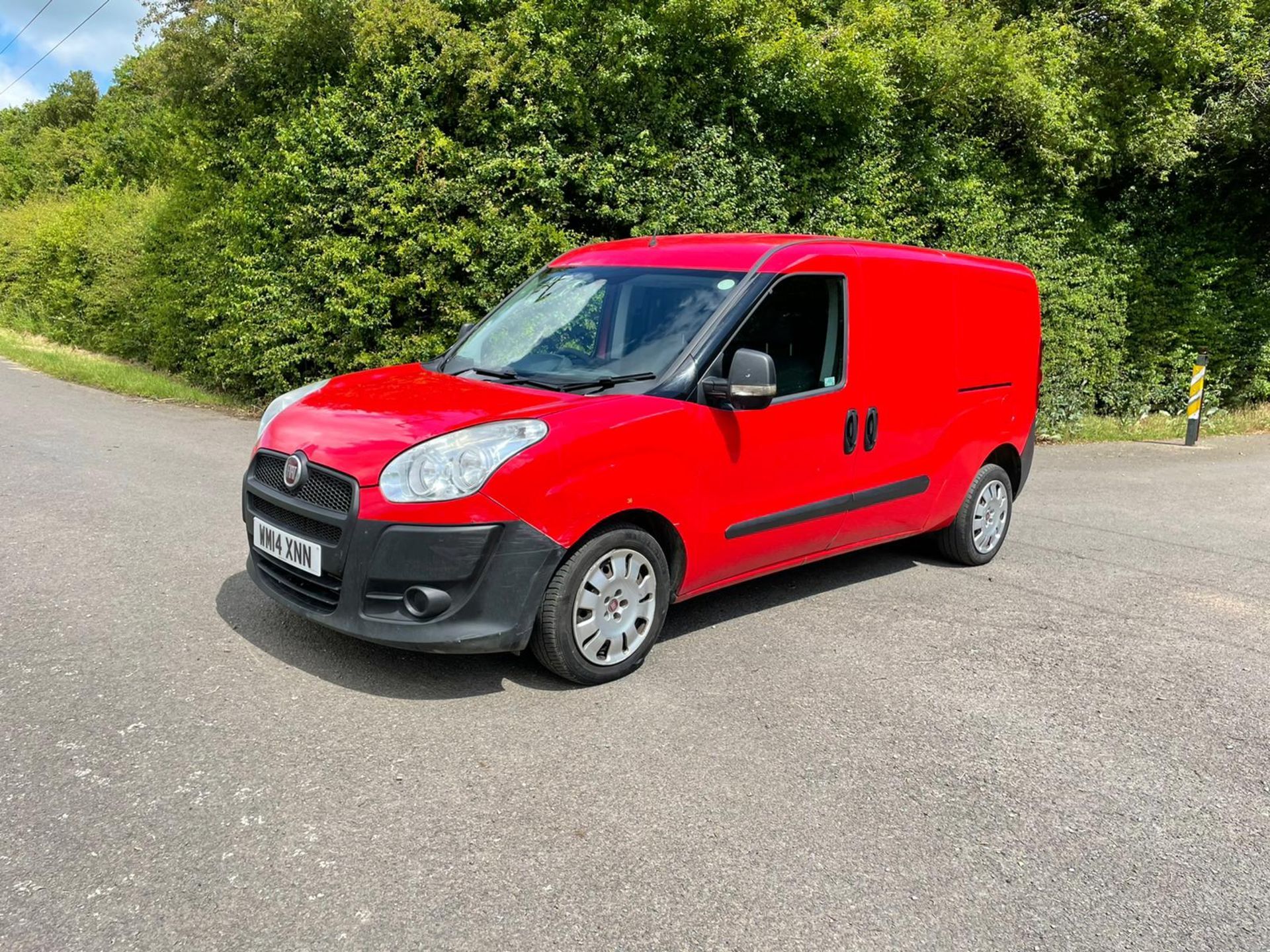 FIAT DOBLO 16V MULTIJET RED PANEL VAN *PLUS VAT* - Image 3 of 9