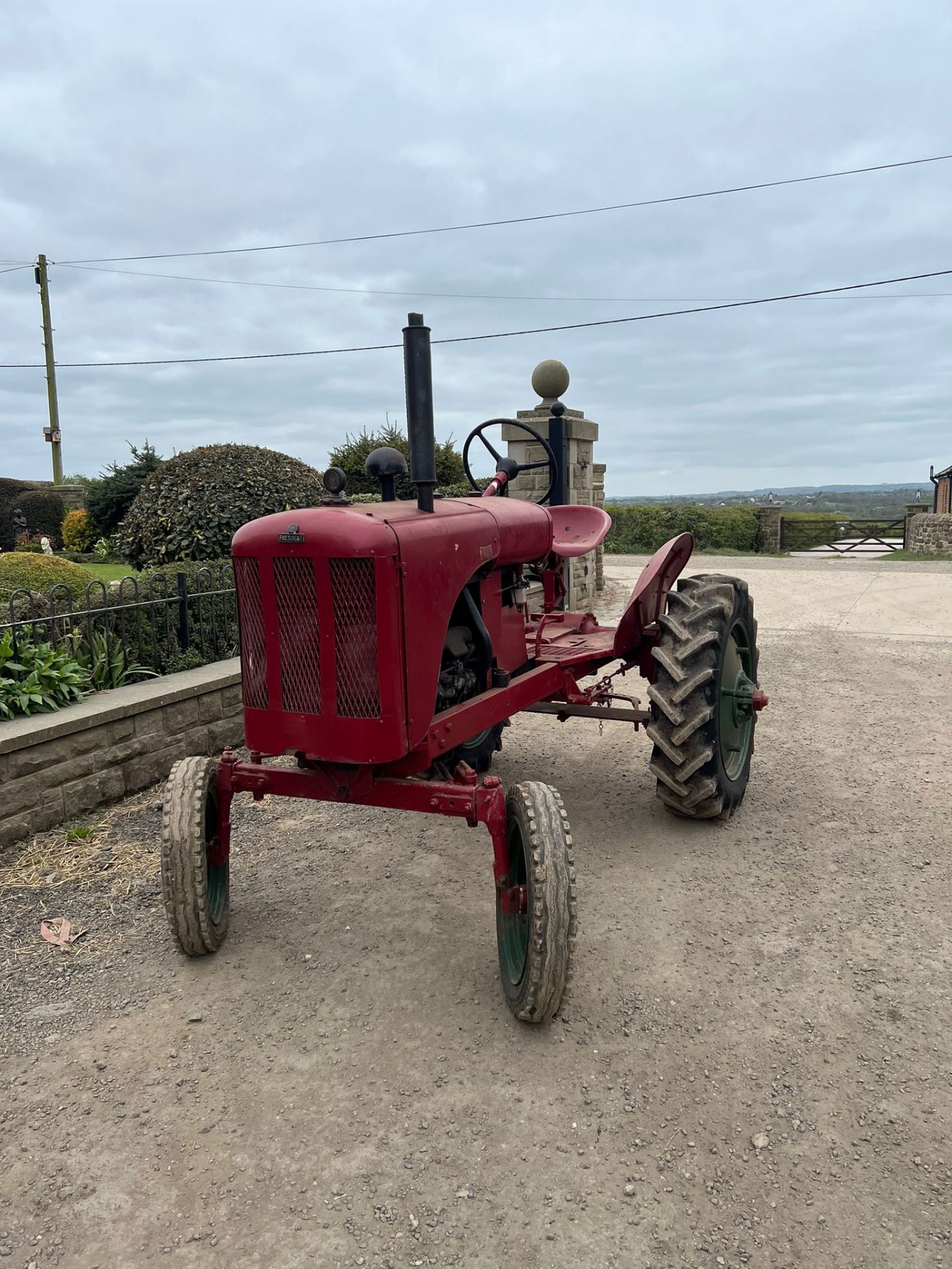 BROCKHOUSE PRESIDENT TRACTOR VERY RARE, BARN FIND, UNTESTED *PLUS VAT* - Image 3 of 7