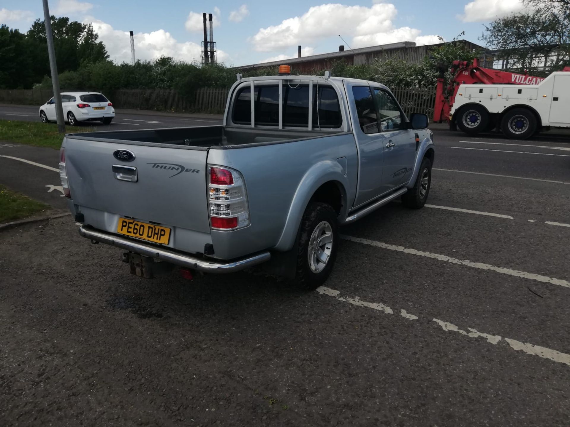 2010 60 FORD RANGER THUNDER 4X4 TDCI SILVER PICK UP, 93k miles, super cab, leather seats *PLUS VAT* - Image 7 of 9