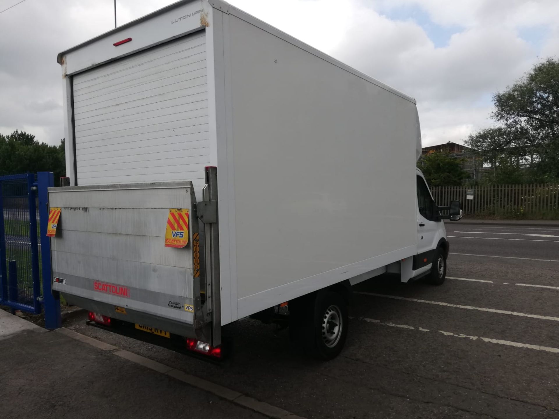 2019 FORD TRANSIT 350 WHITE LUTON, EURO 6, TAIL LIFT *PLUS VAT* - Image 6 of 10