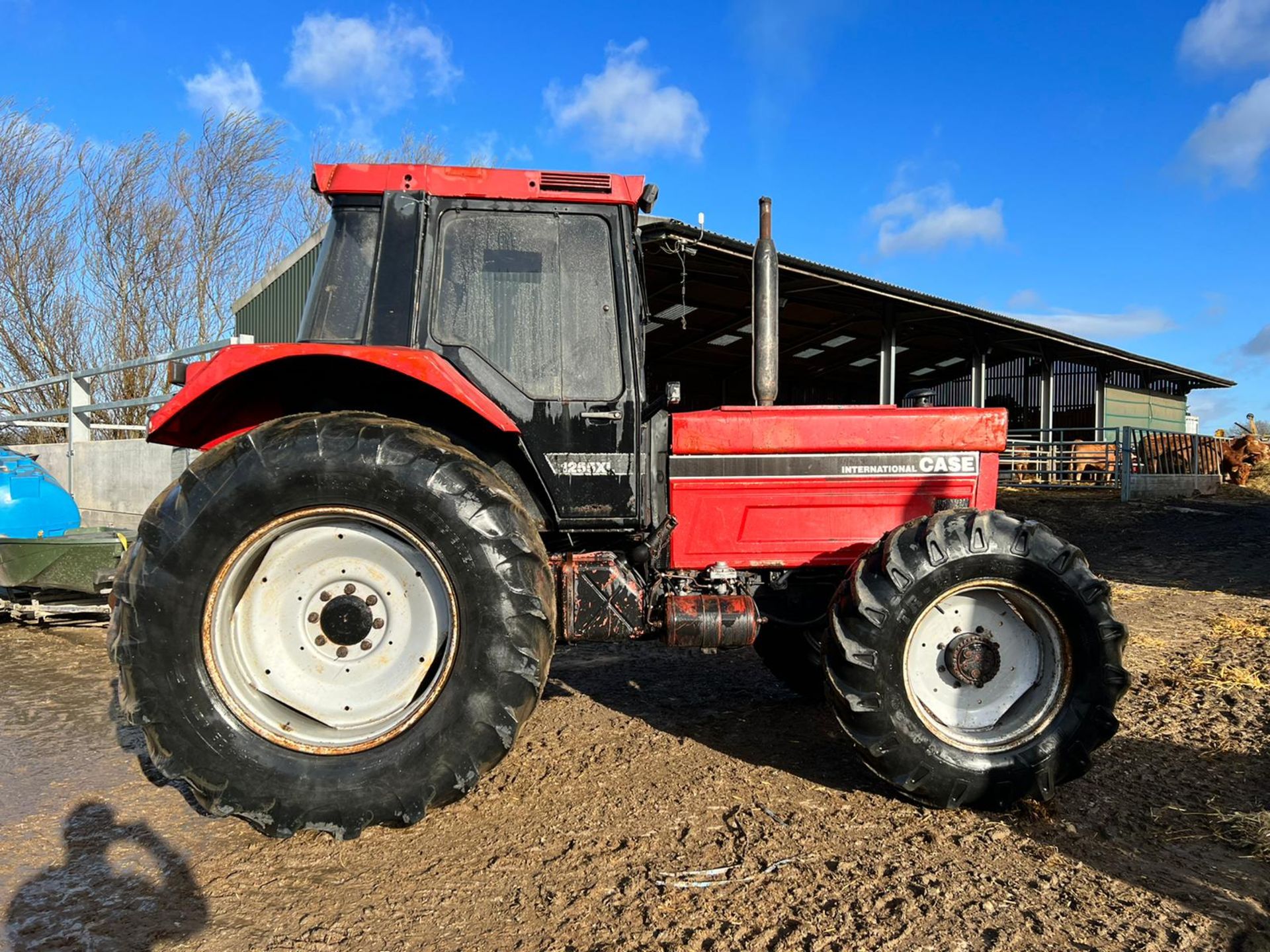 CASE INTERNATIONAL 1225XL 125hp 4WD TRACTOR, RUNS AND DRIVES, REAR HYDRAULIC *PLUS VAT* - Image 6 of 17