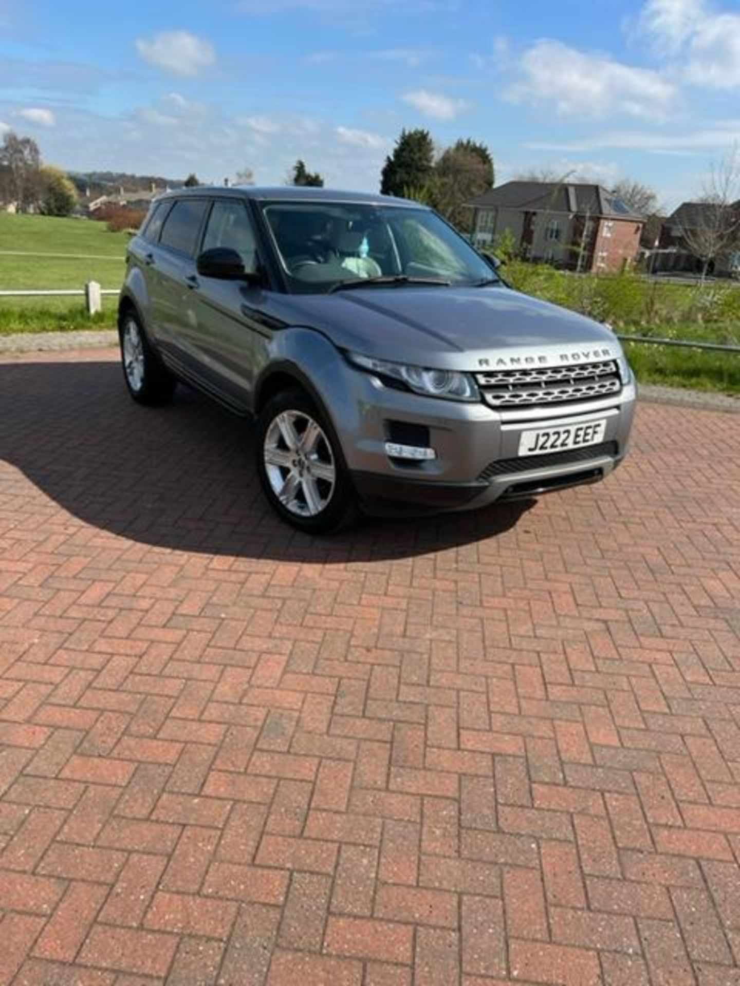 2014 LAND ROVER RANGE ROVER EVOQUE PURE T SD4 GREY ESTATE, 49,345 MILES *NO VAT* - Image 2 of 10