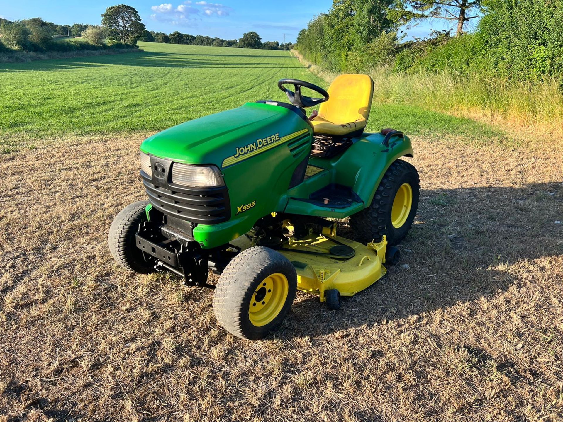 John Deere X595 4WD Ride On Mower *PLUS VAT*