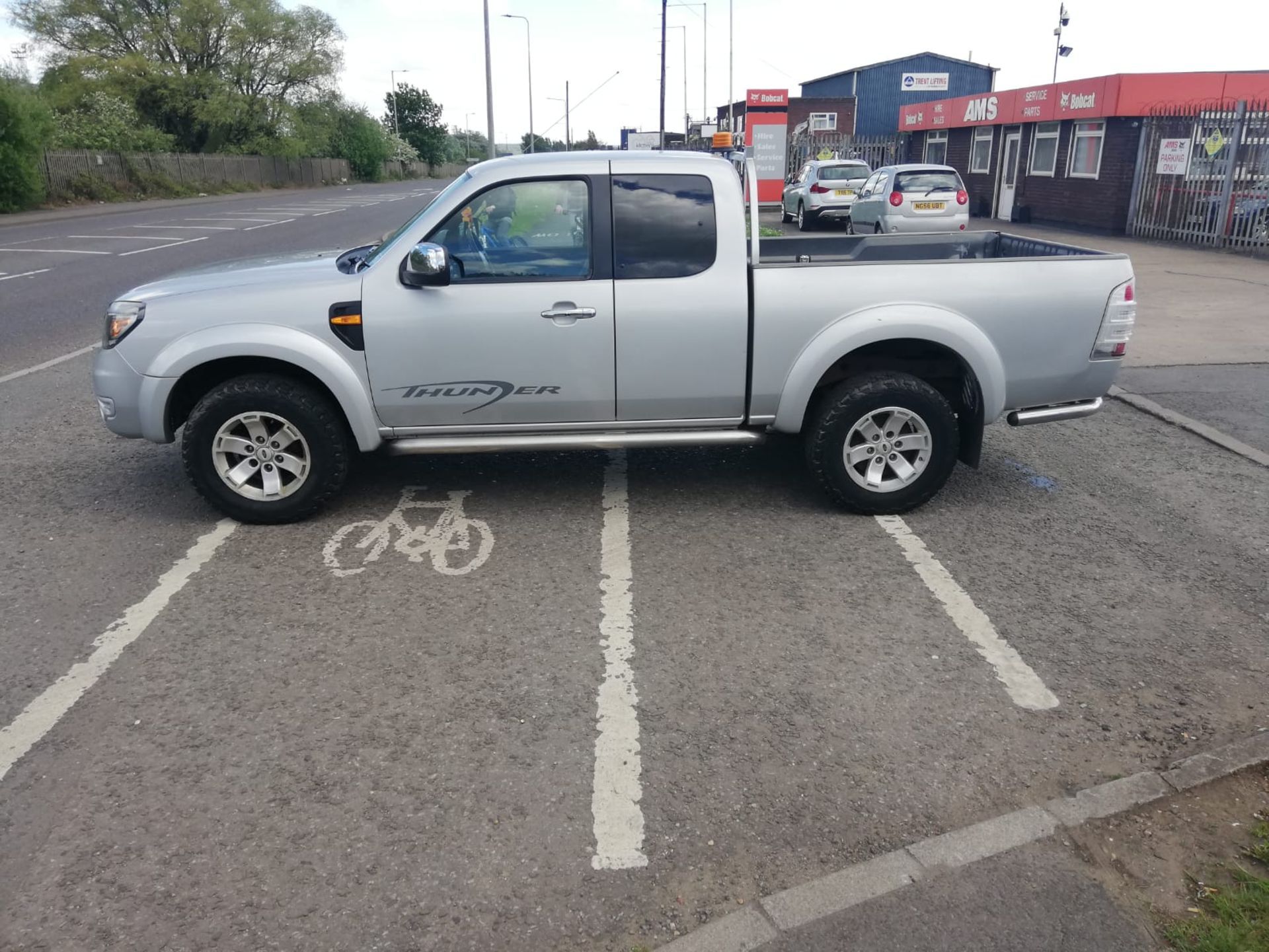 2010 60 FORD RANGER THUNDER 4X4 TDCI SILVER PICK UP, 93k miles, super cab, leather seats *PLUS VAT* - Image 3 of 9