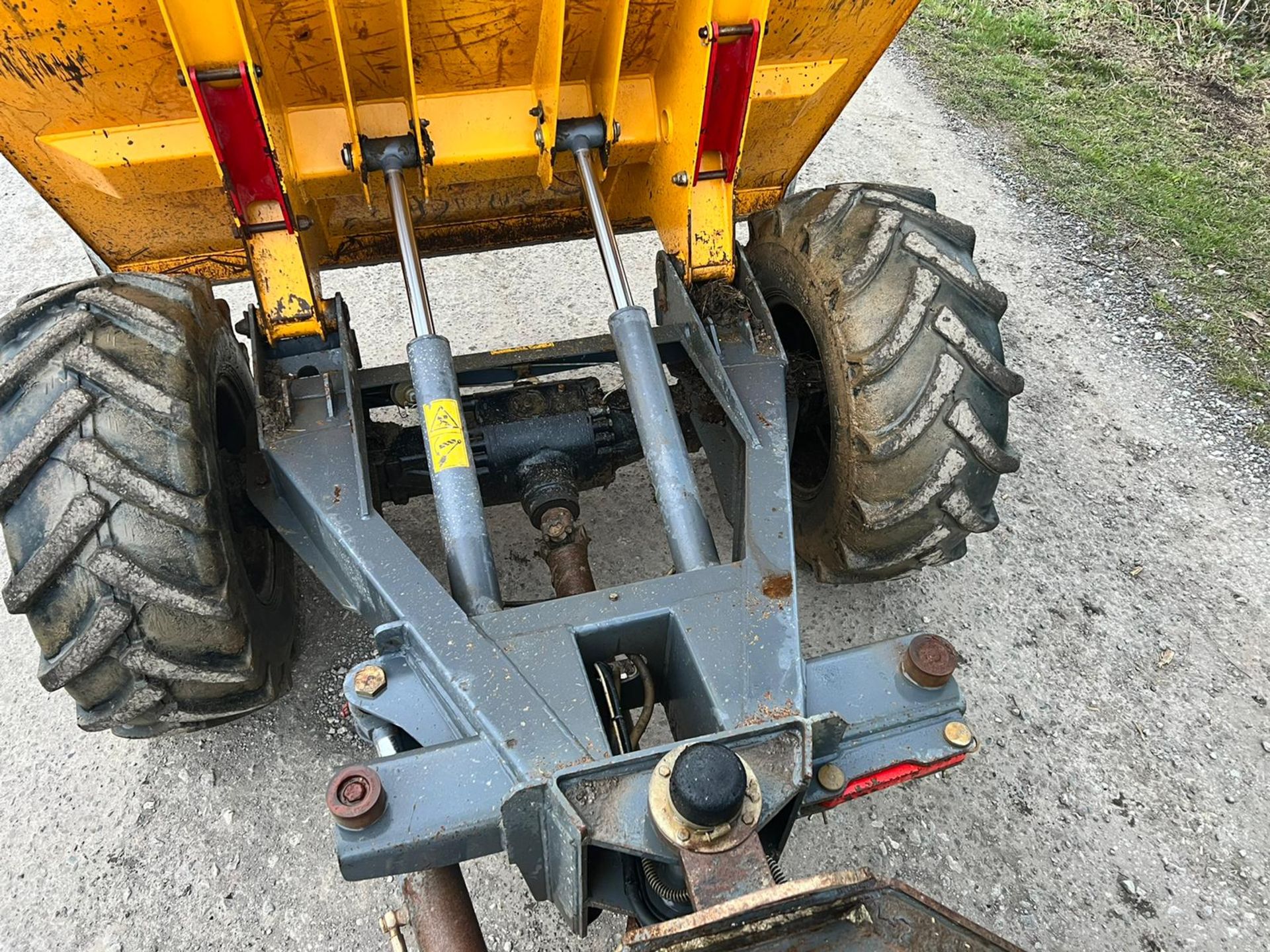 2011 Terex TA6 6 Ton 4WD Dumper, Runs Drives And Tips, Showing A Low 3437 Hours! *PLUS VAT* - Image 10 of 12