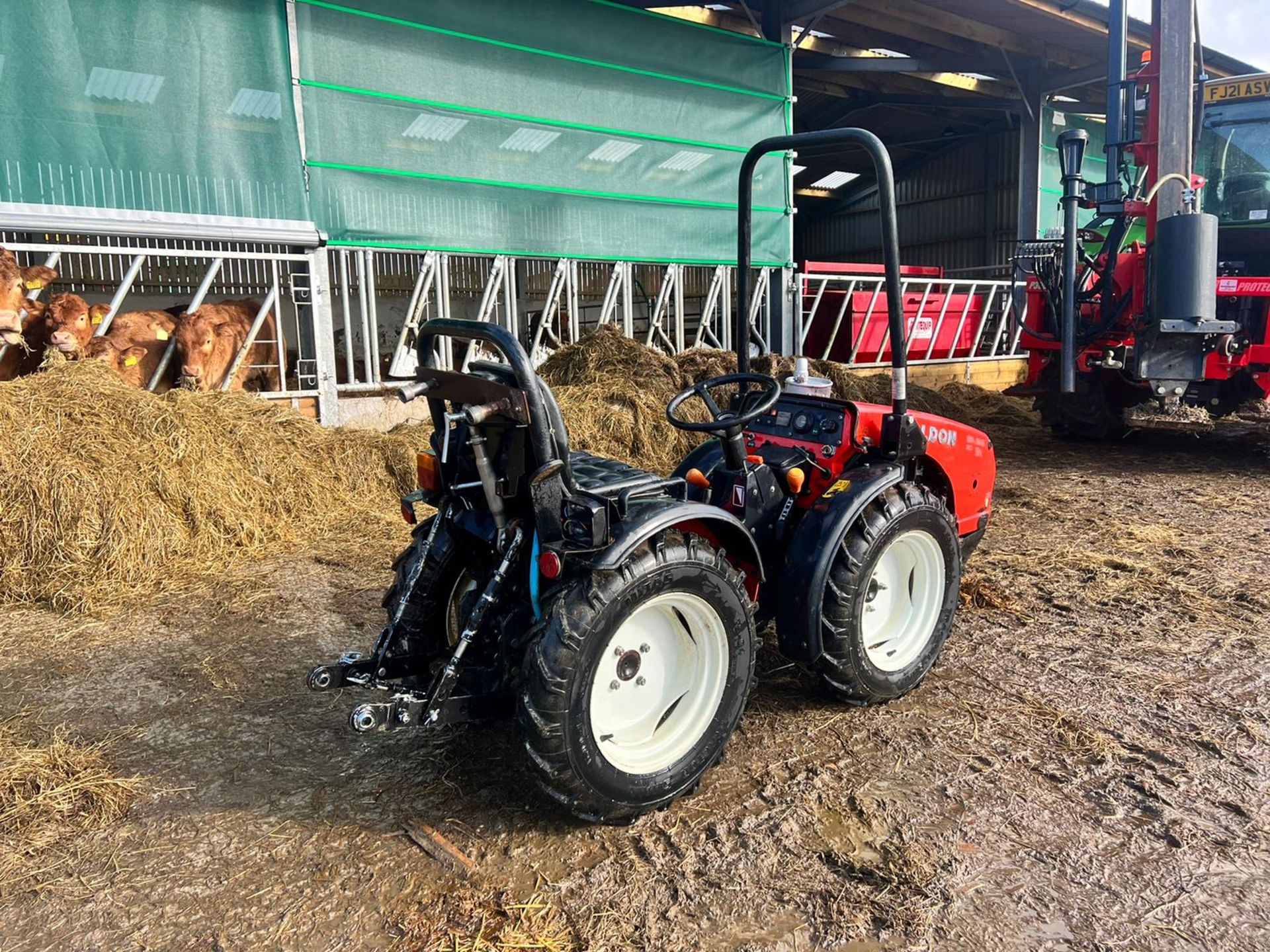 2016 GOLDONI BASE 20 SN 20HP 4WD ARTICULATED COMPACT TRACTOR *PLUS VAT* - Image 3 of 15