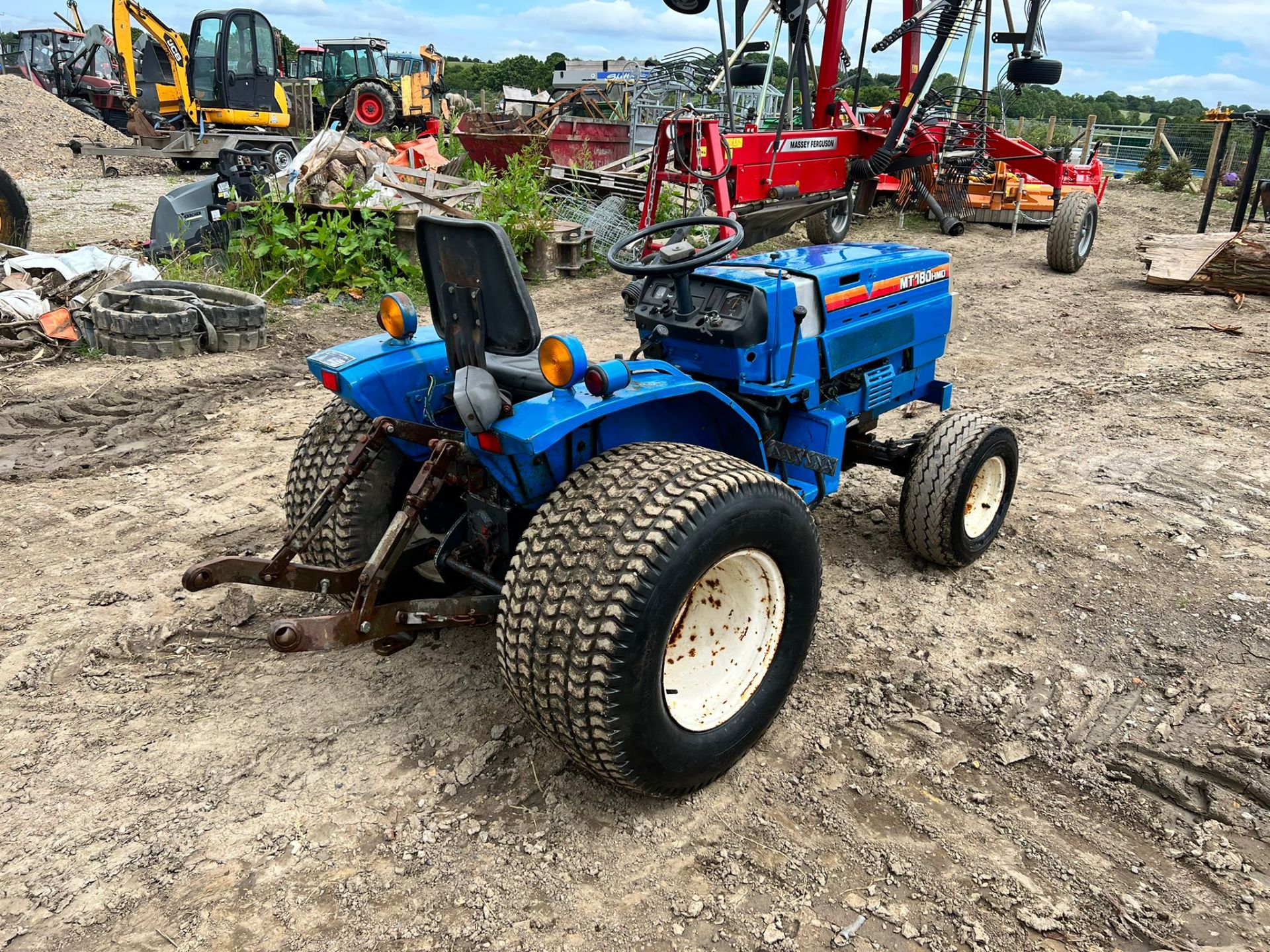 MITSUBISHI MT180HMD 18HP 4WD COMPACT TRACTOR *PLUS VAT* - Image 17 of 17