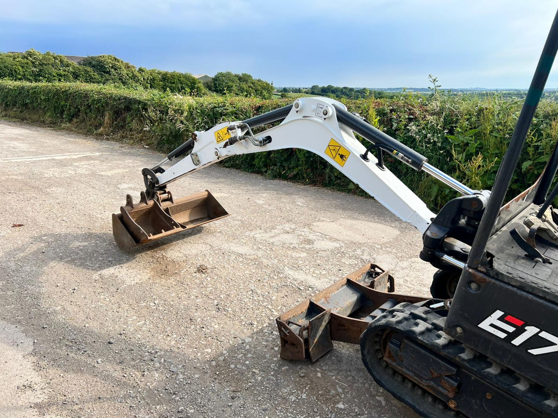 2020/2019 Bobcat E17 1.7 Ton Mini Digger *PLUS VAT* - Image 6 of 17