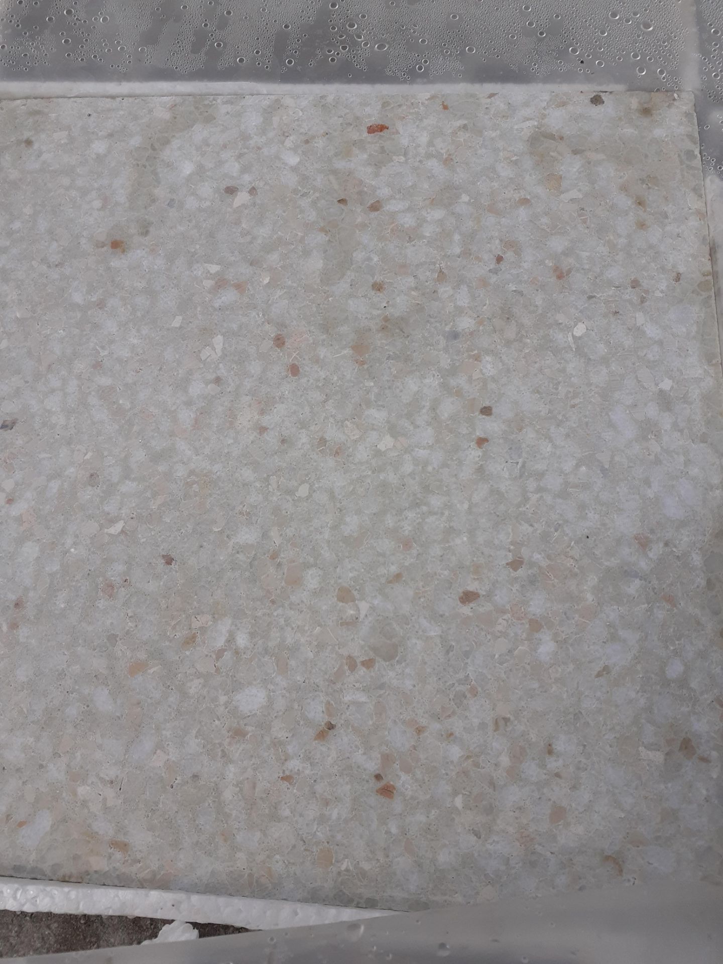 1 PALLET OF BRAND NEW TERRAZZO COMMERCIAL FLOOR TILES (Z30011), COVERS 24 SQUARE YARDS *PLUS VAT* - Image 5 of 6