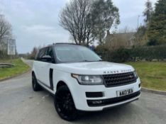 2013/63 LAND ROVER RANGE ROVER VOGUE TDV6 AUTO WHITE ESTATE, 86,828 MILES *NO VAT*