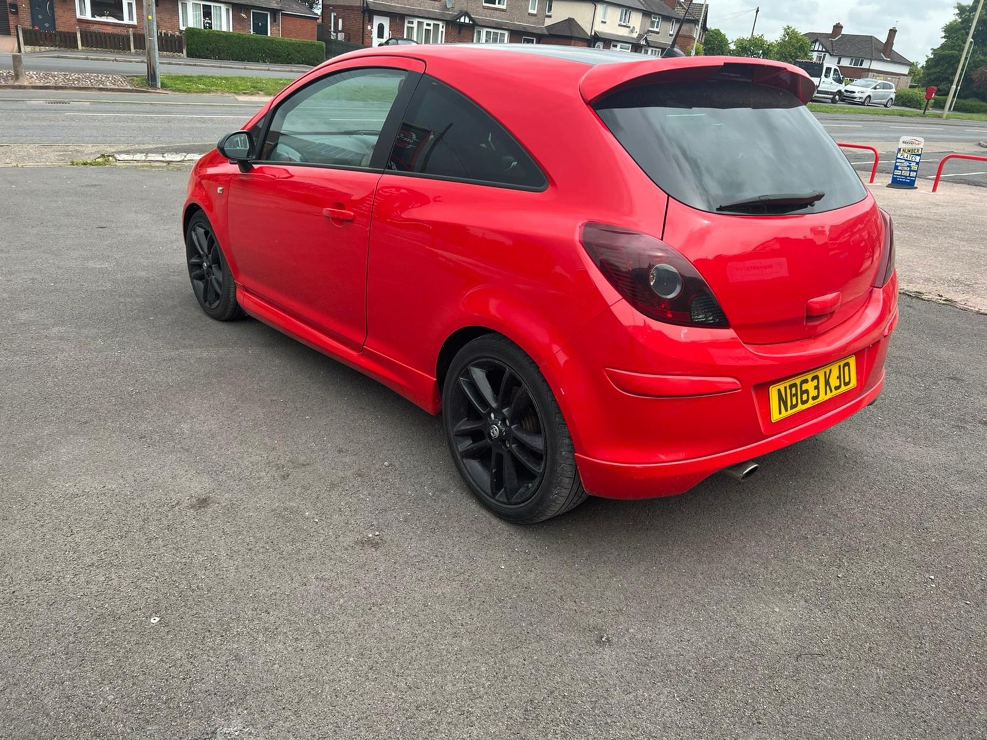 2013/63 VAUXHALL CORSA LIMITED EDITION RED HATCHBACK, 2 KEYS, FULL LOG BOOK *NO VAT* - Image 4 of 6