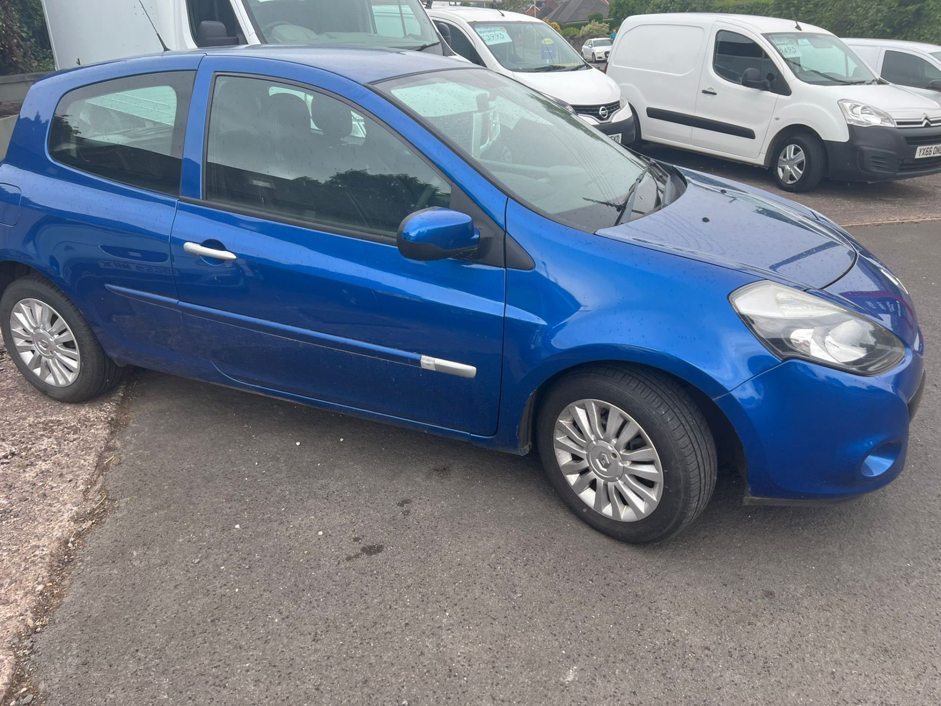 2012/61 RENAULT CLIO I-MUSIC BLUE HATCHBACK *NO VAT*